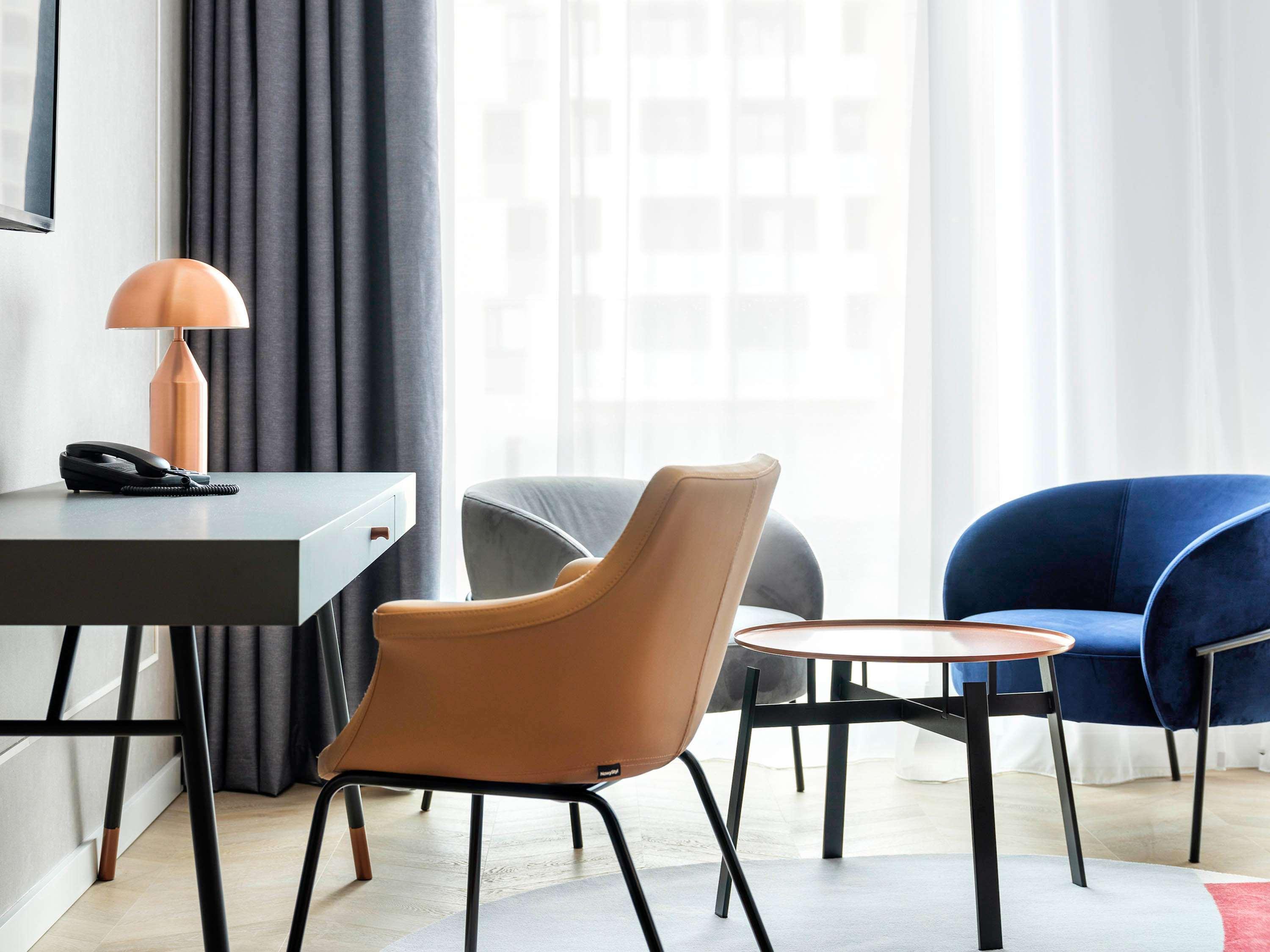 Double Queen Size Bed