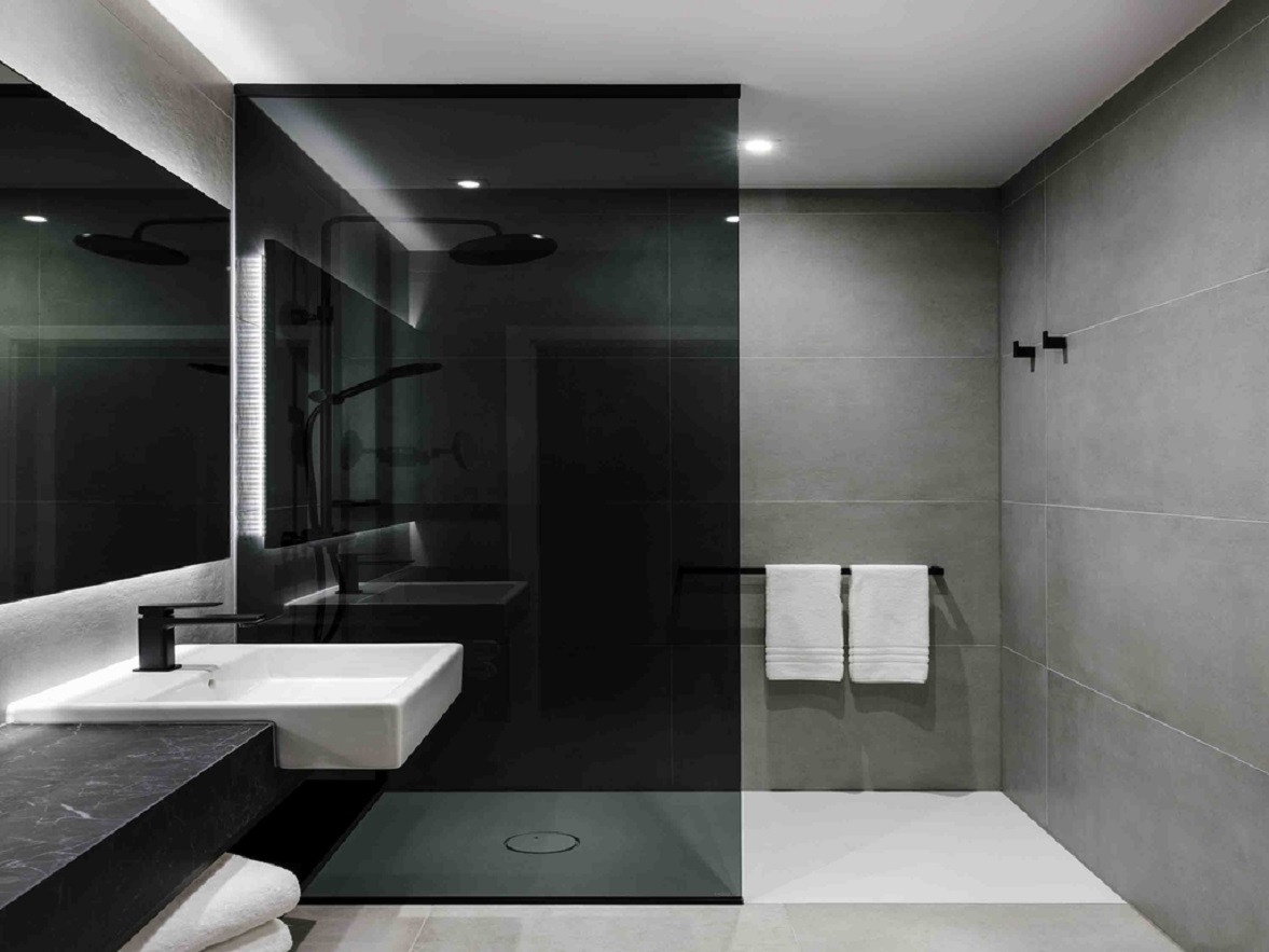 Double Queen Size Bed