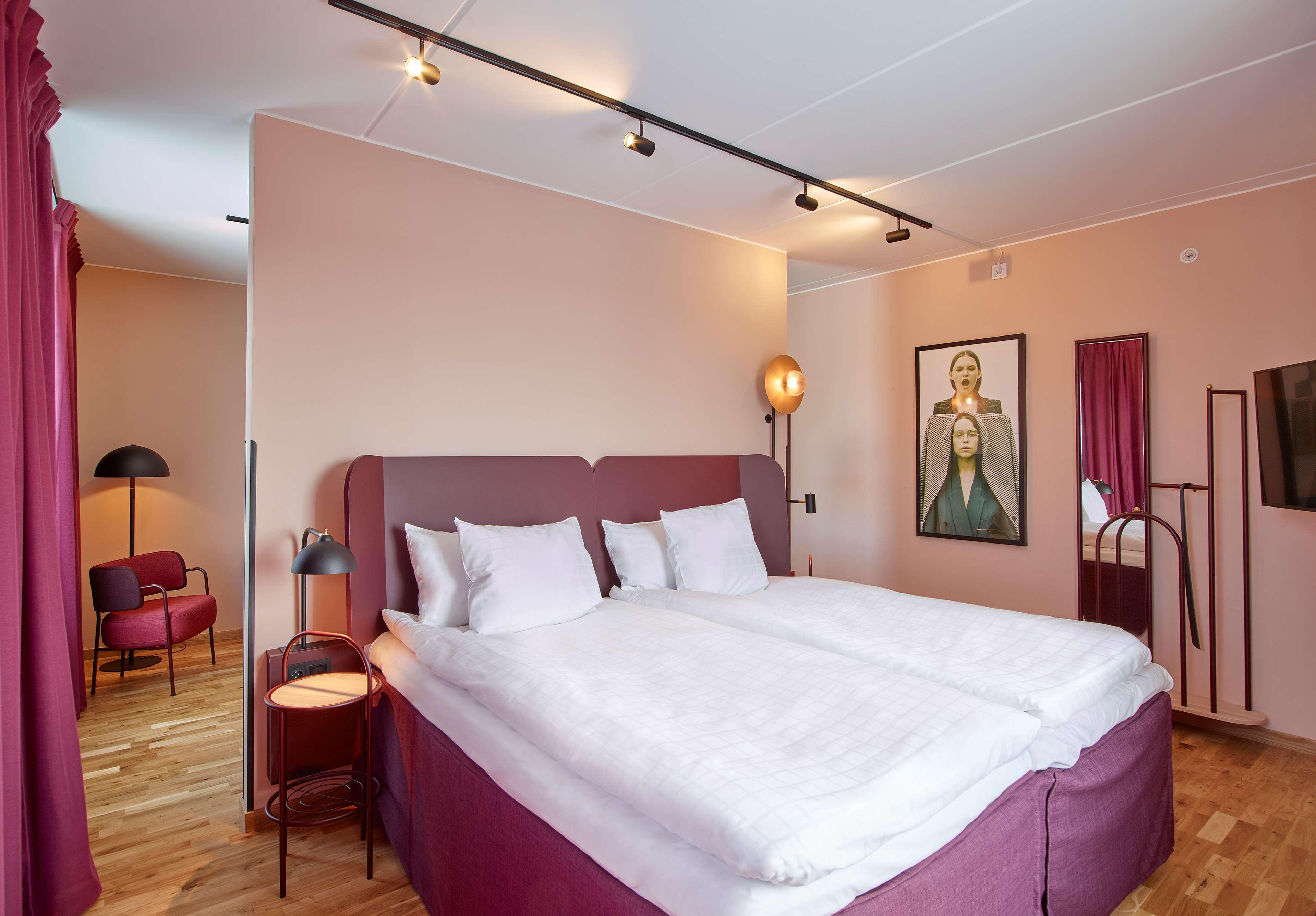 Family Room Superior