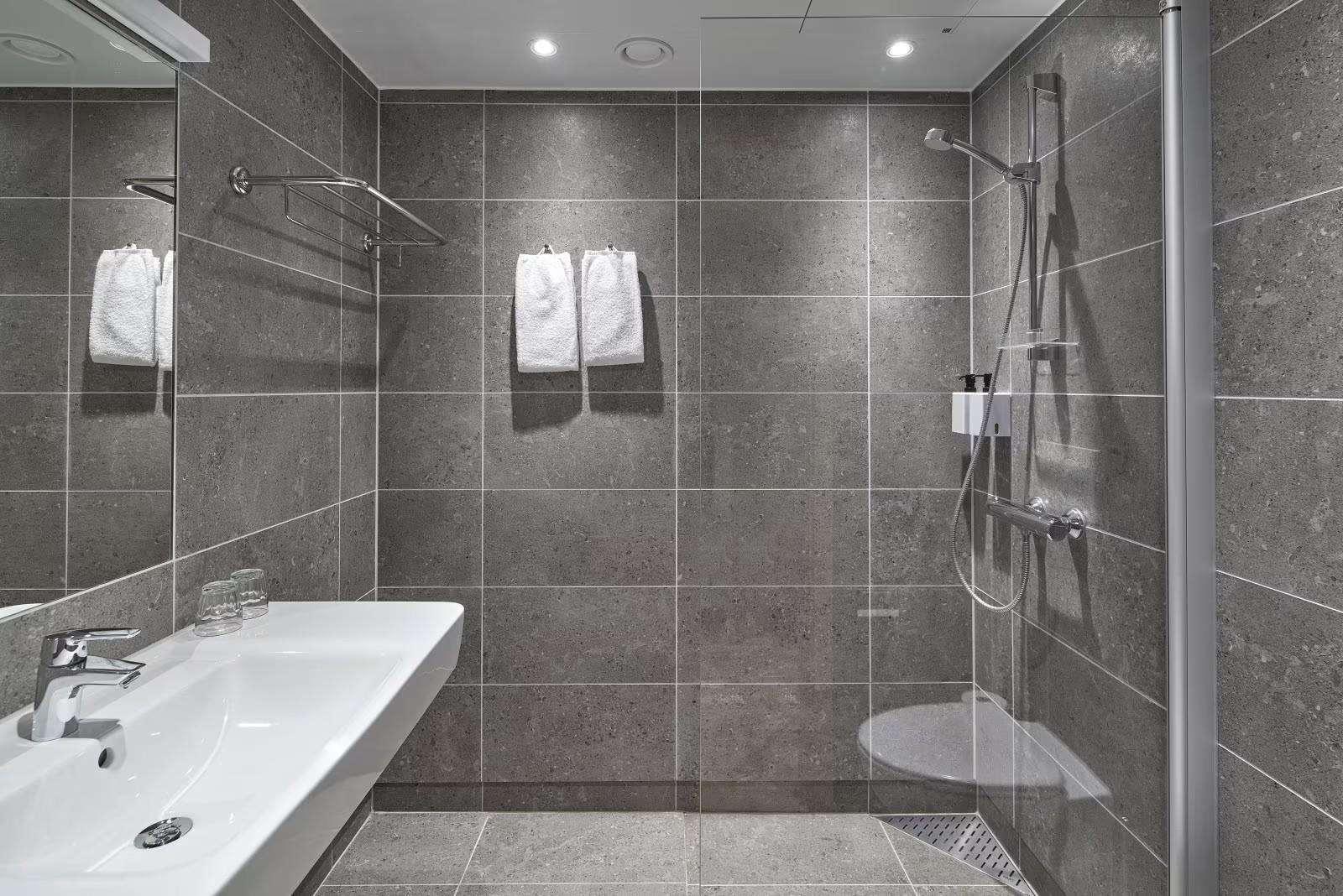 Double Single Superior King Bed