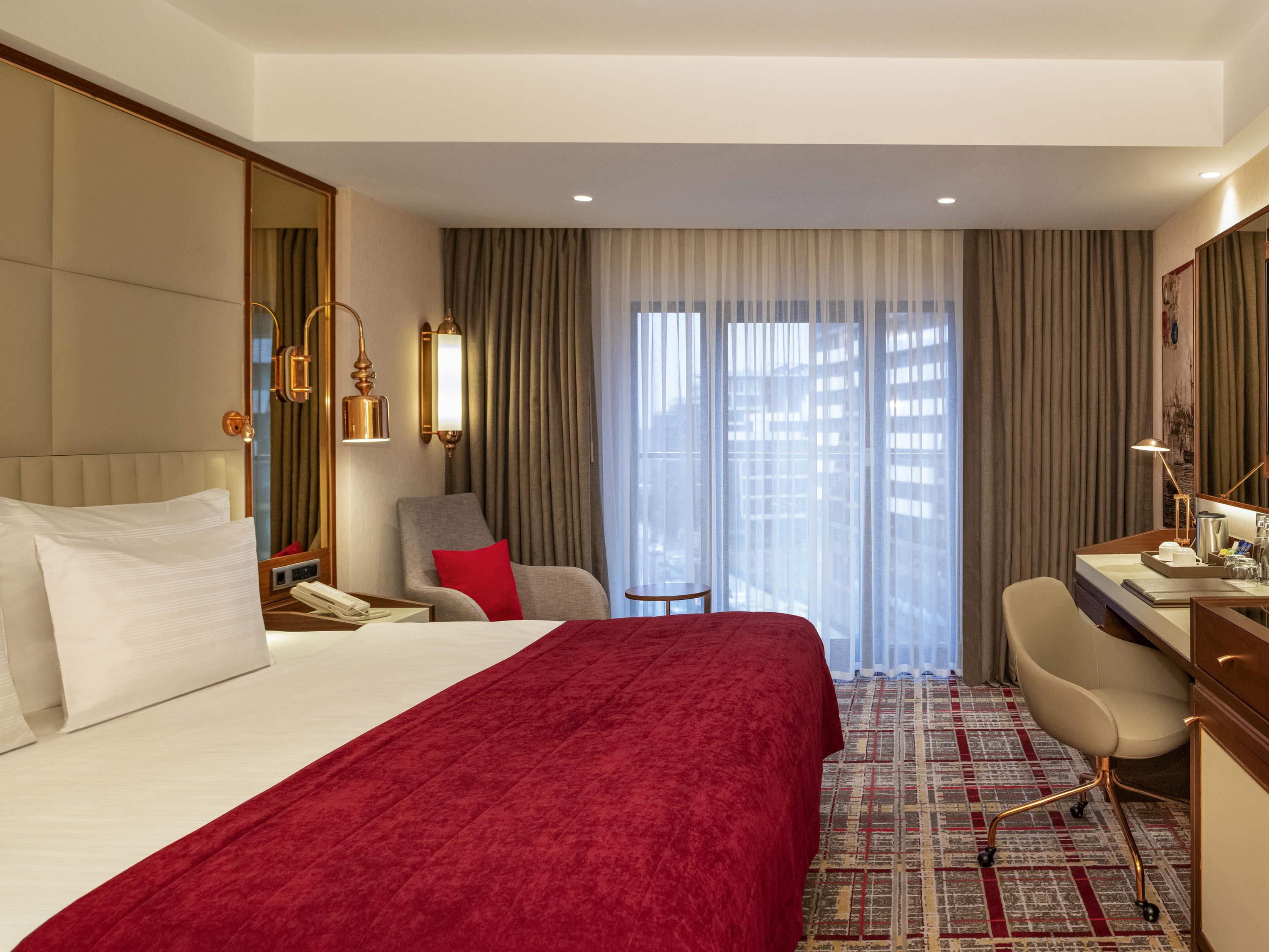 Double Superior Queen Bed