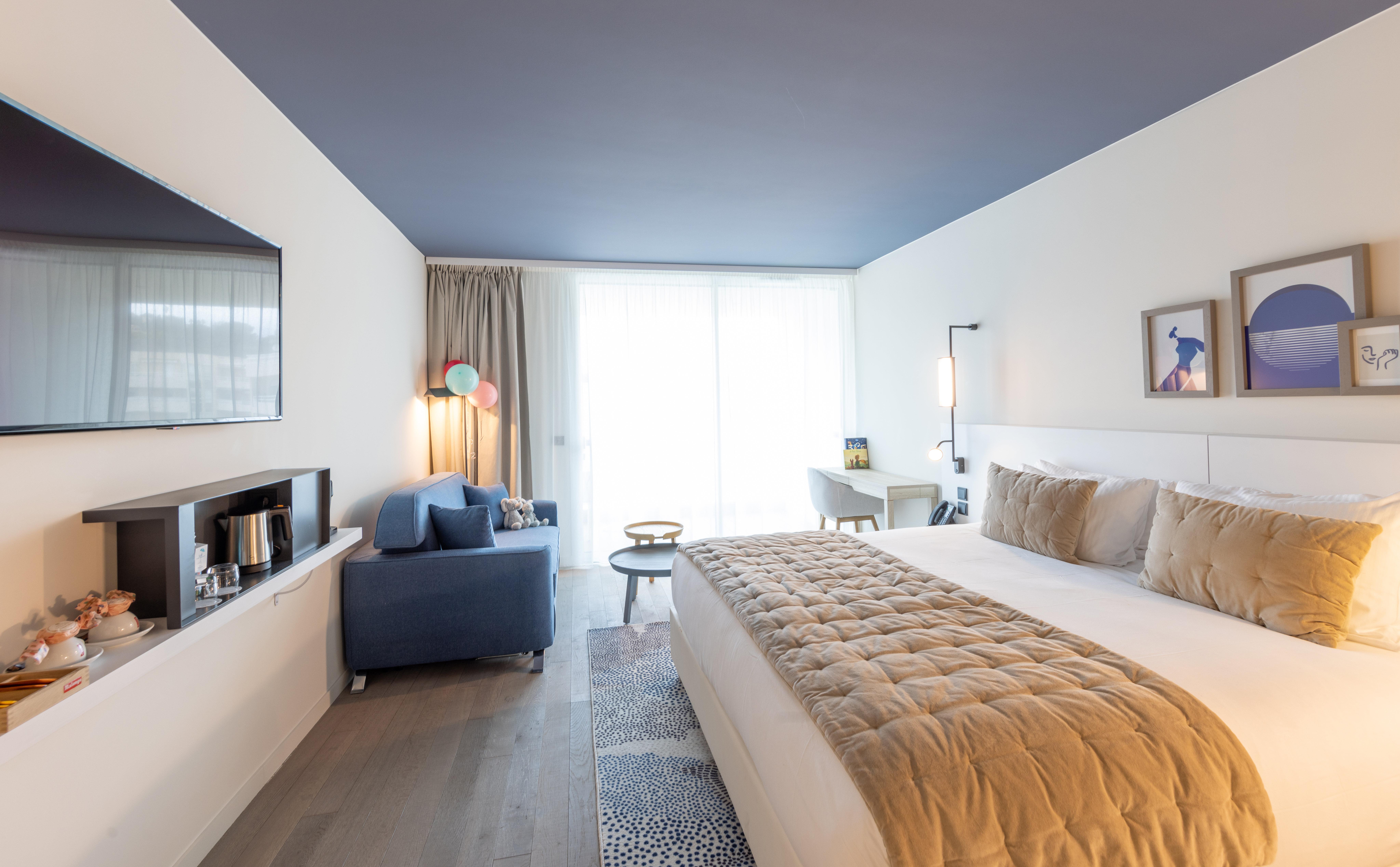 Double Premium King Bed