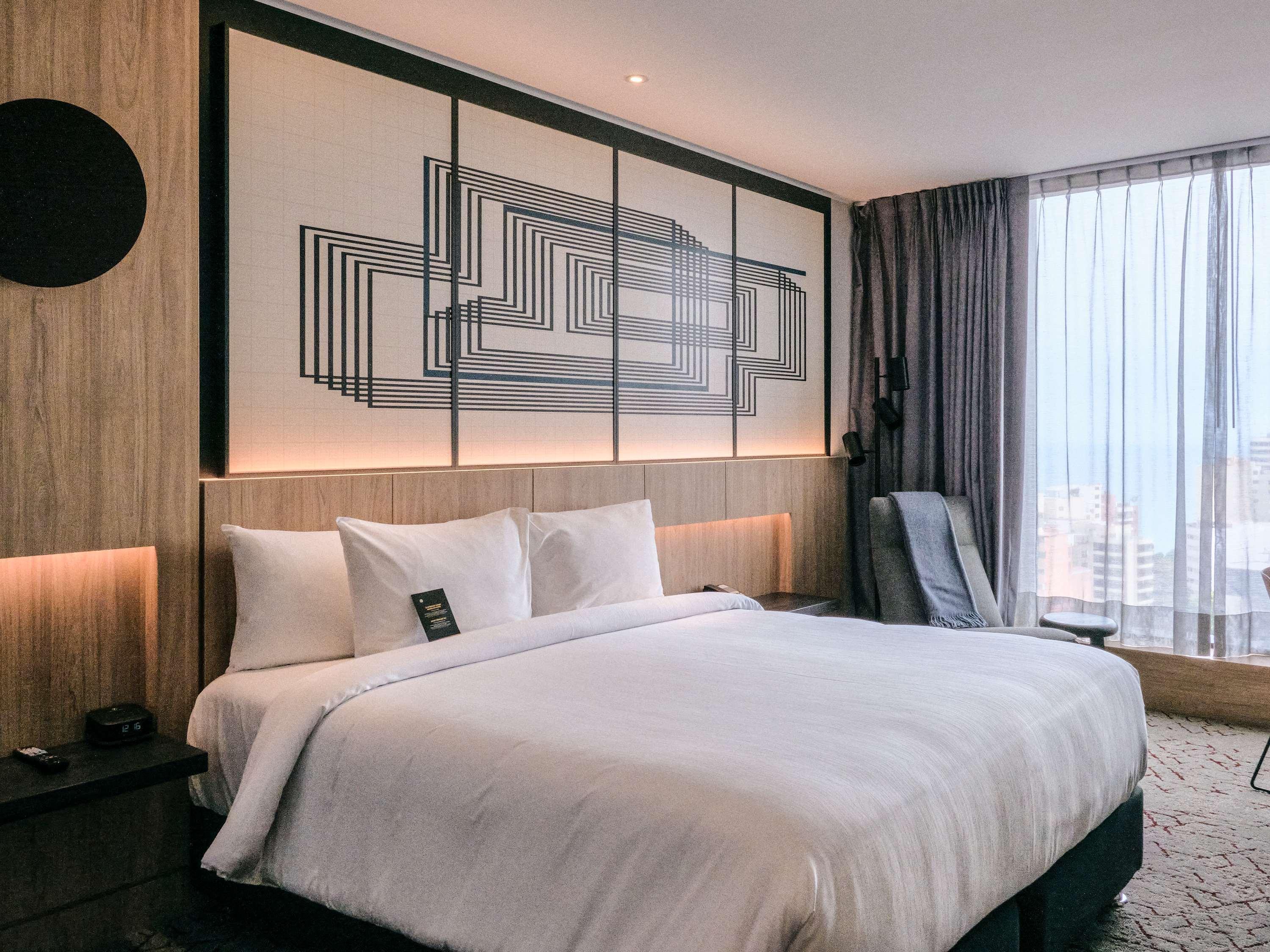 Double Deluxe Premium