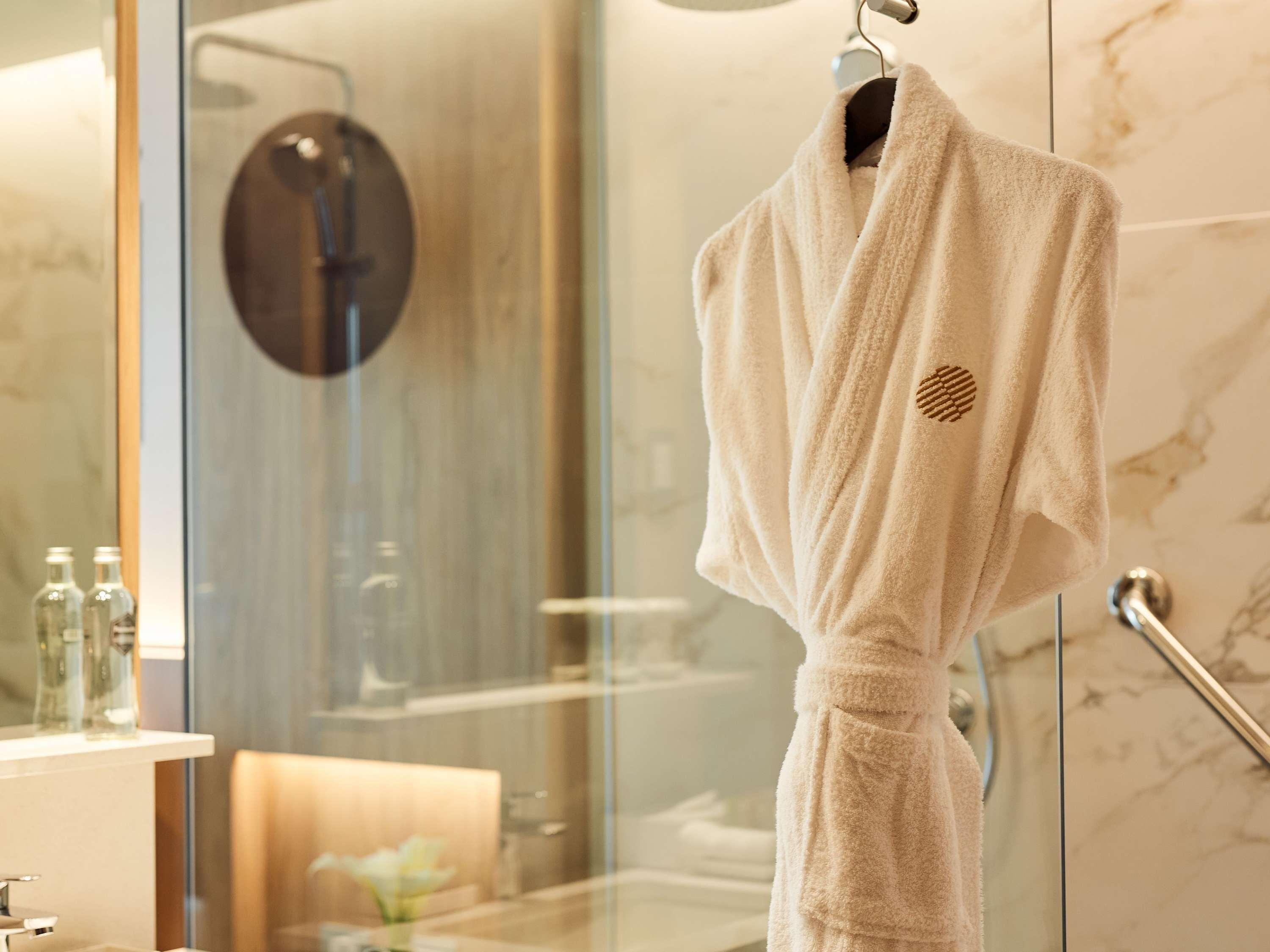 Double Superior King Bed