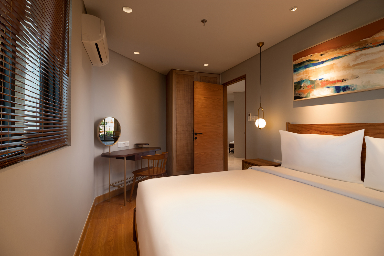 Apartment Three Bedrooms with Views