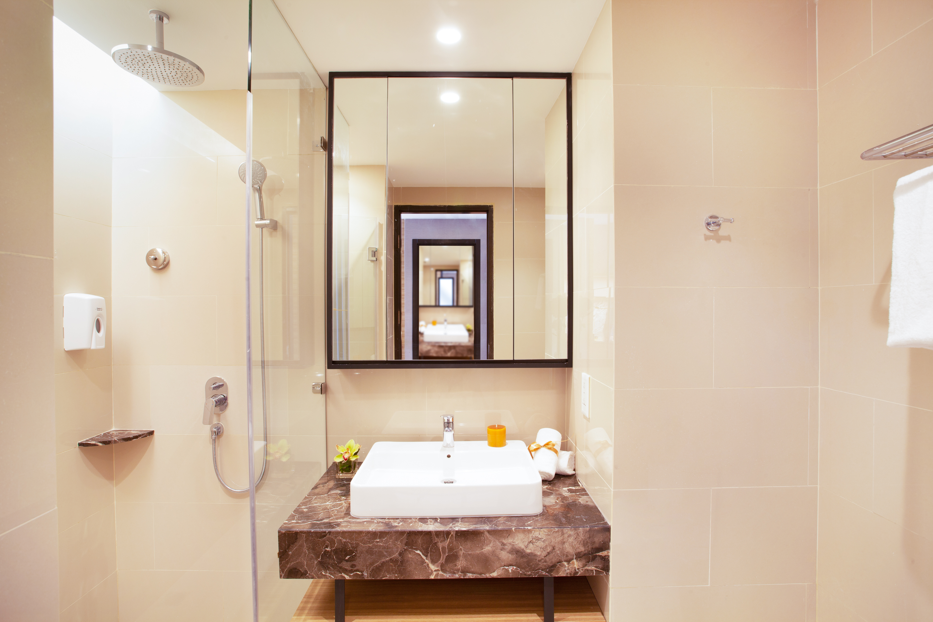 Double or Twin Deluxe Three Bedroom