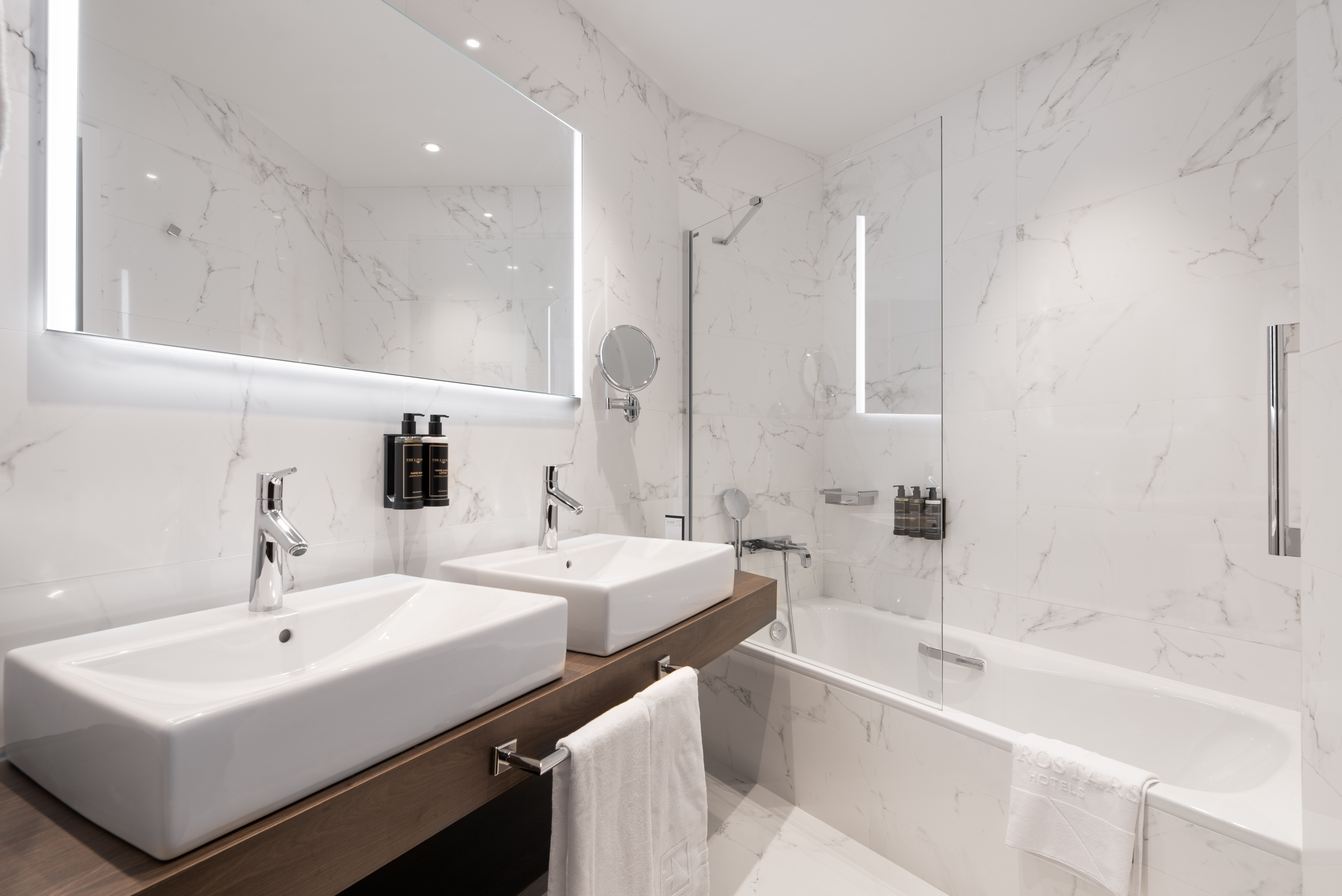 Double or Twin Deluxe