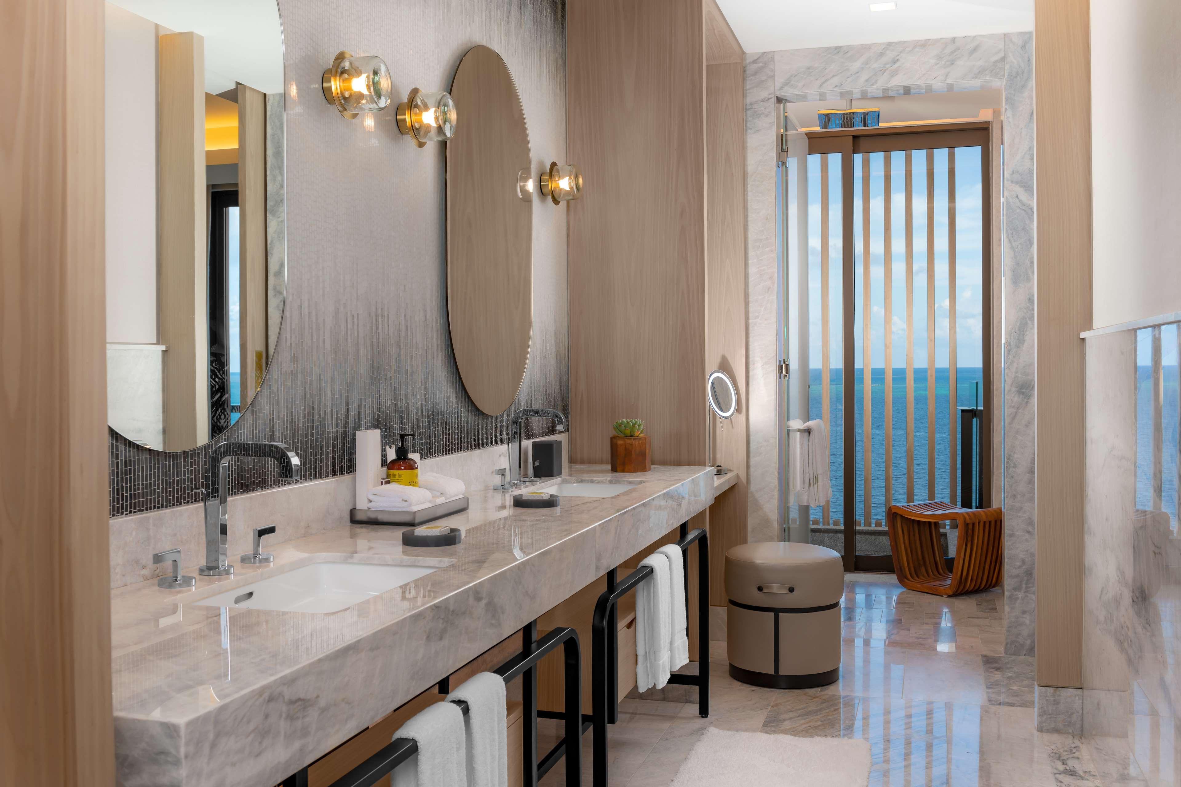 Double Deluxe Ocean Front