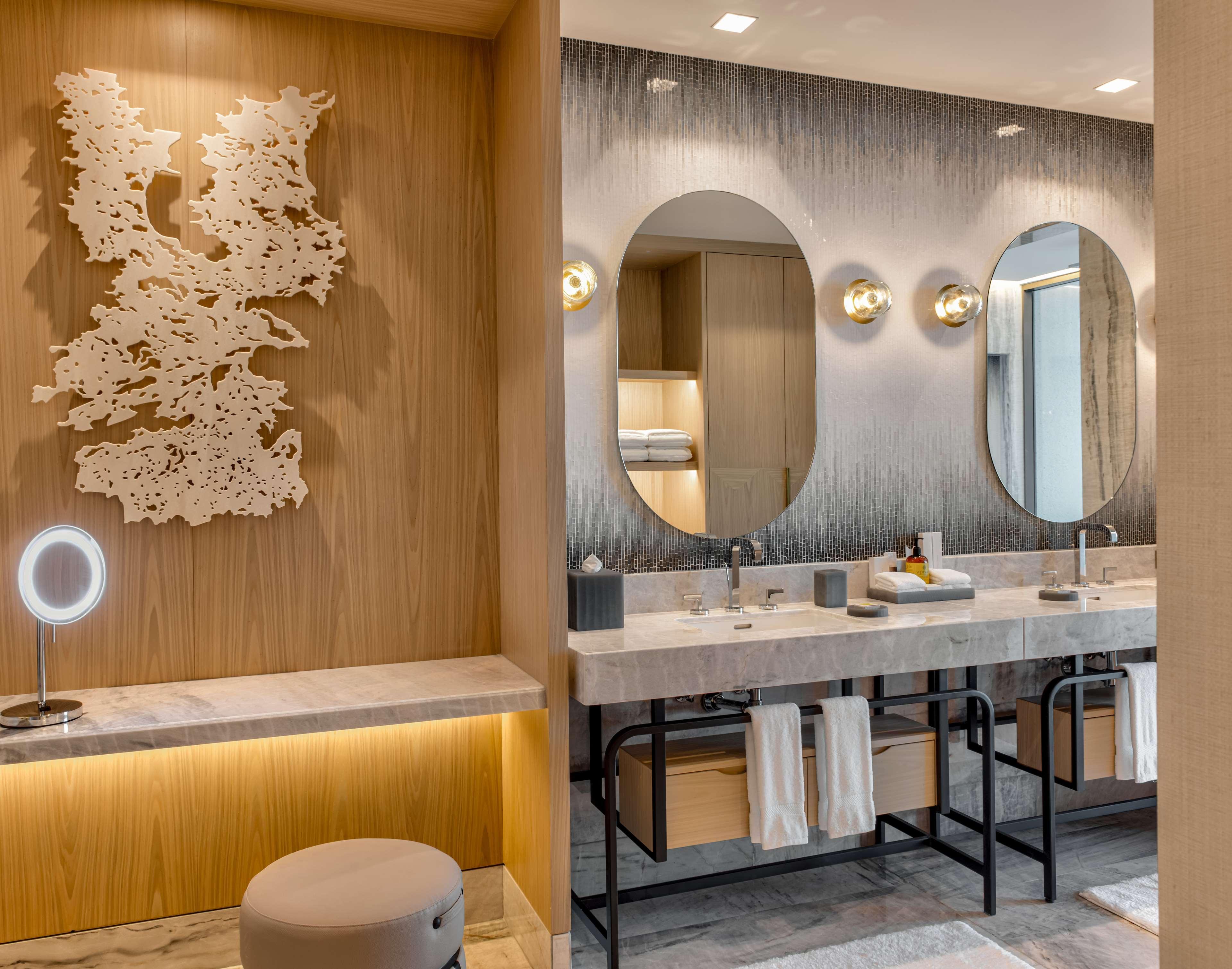 Double Deluxe Ocean Front