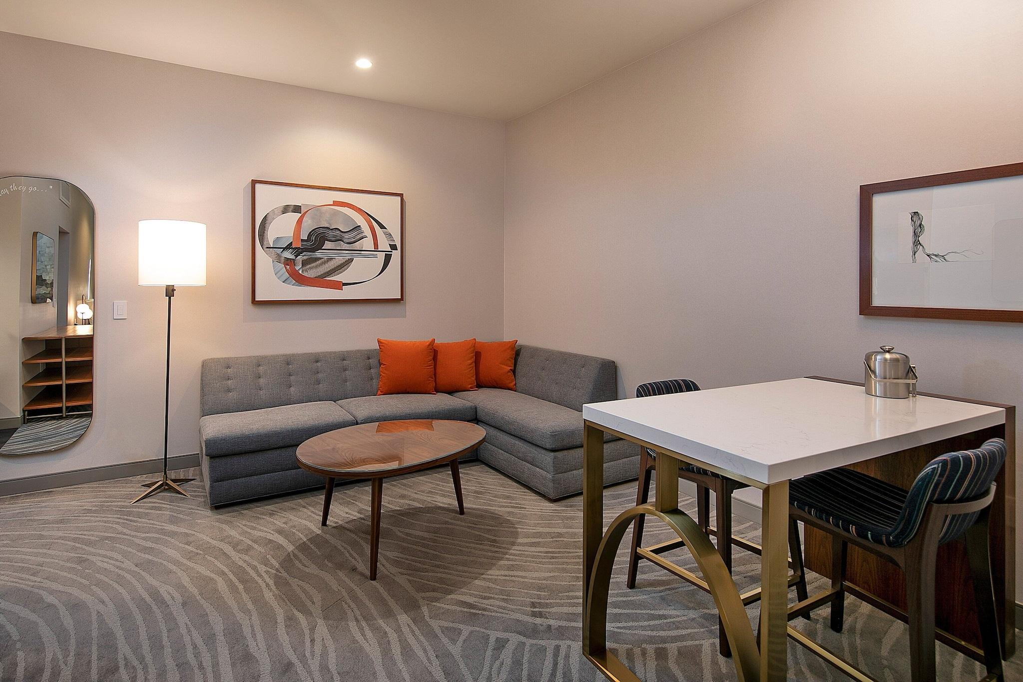 Suite King Bed One Bedroom 