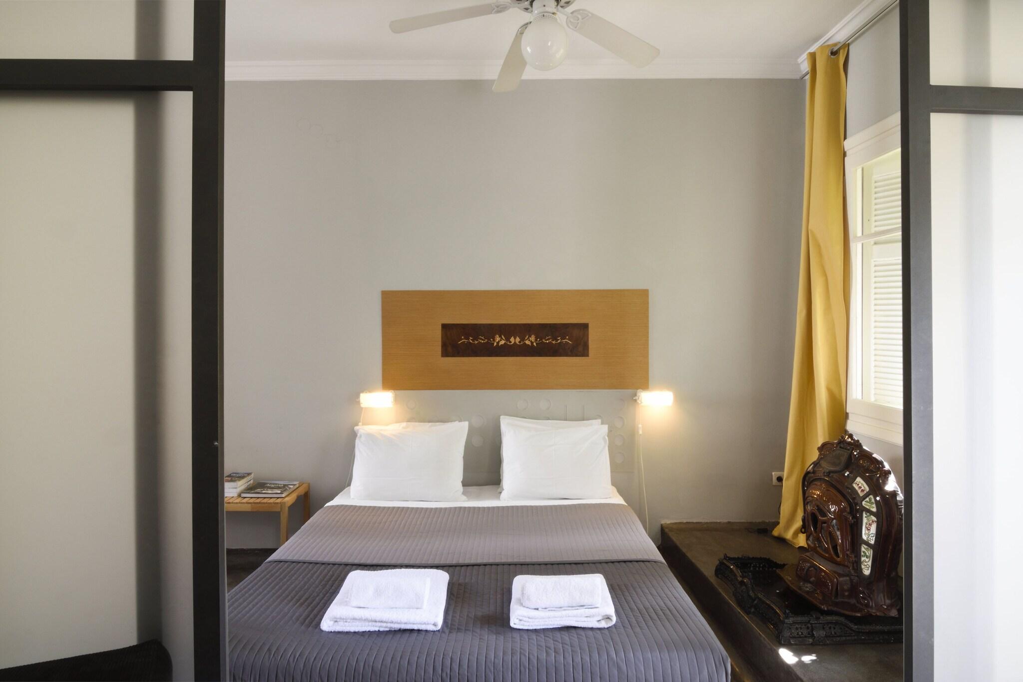 Apartment with Balcony with Views