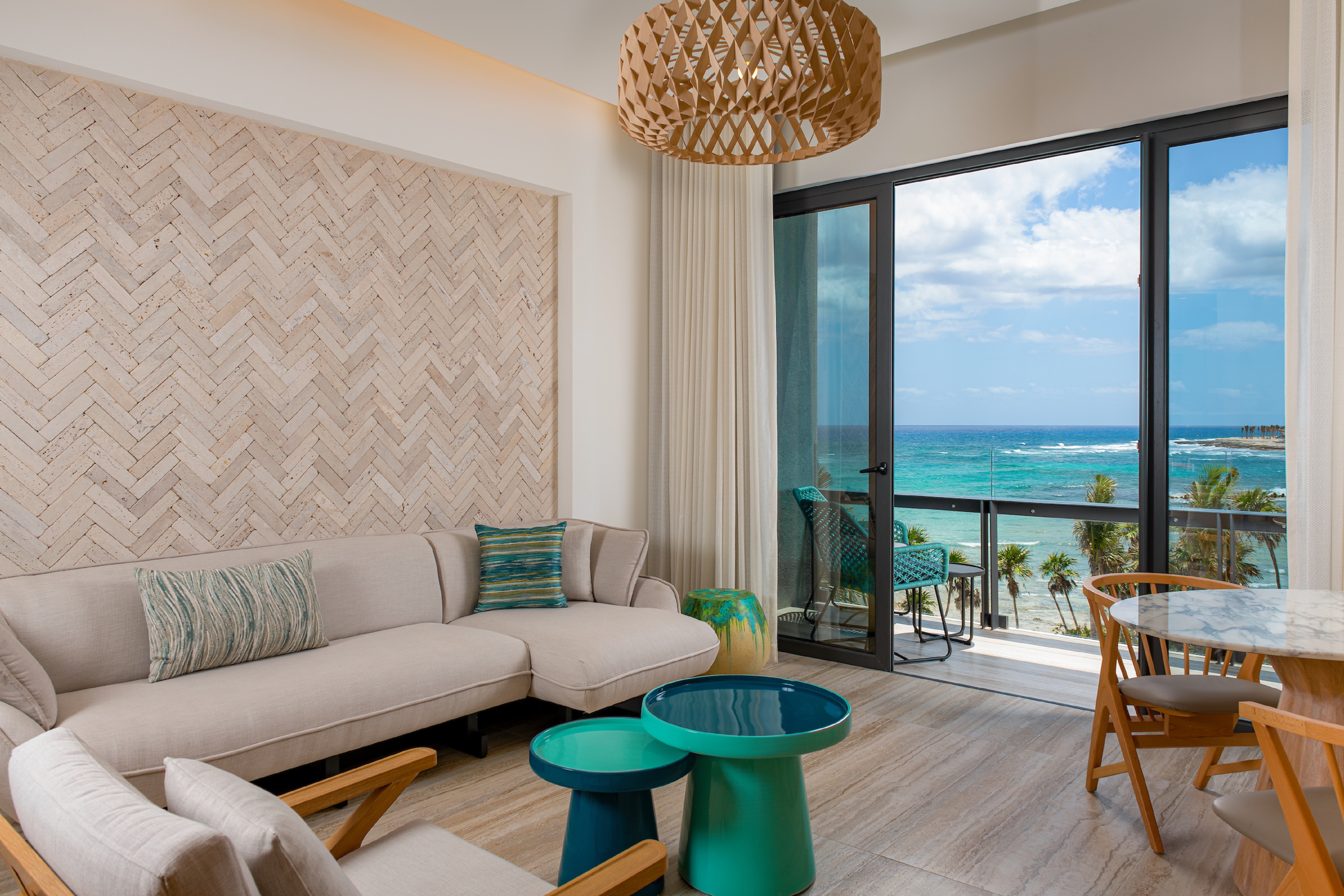 Suite Partial Ocean View