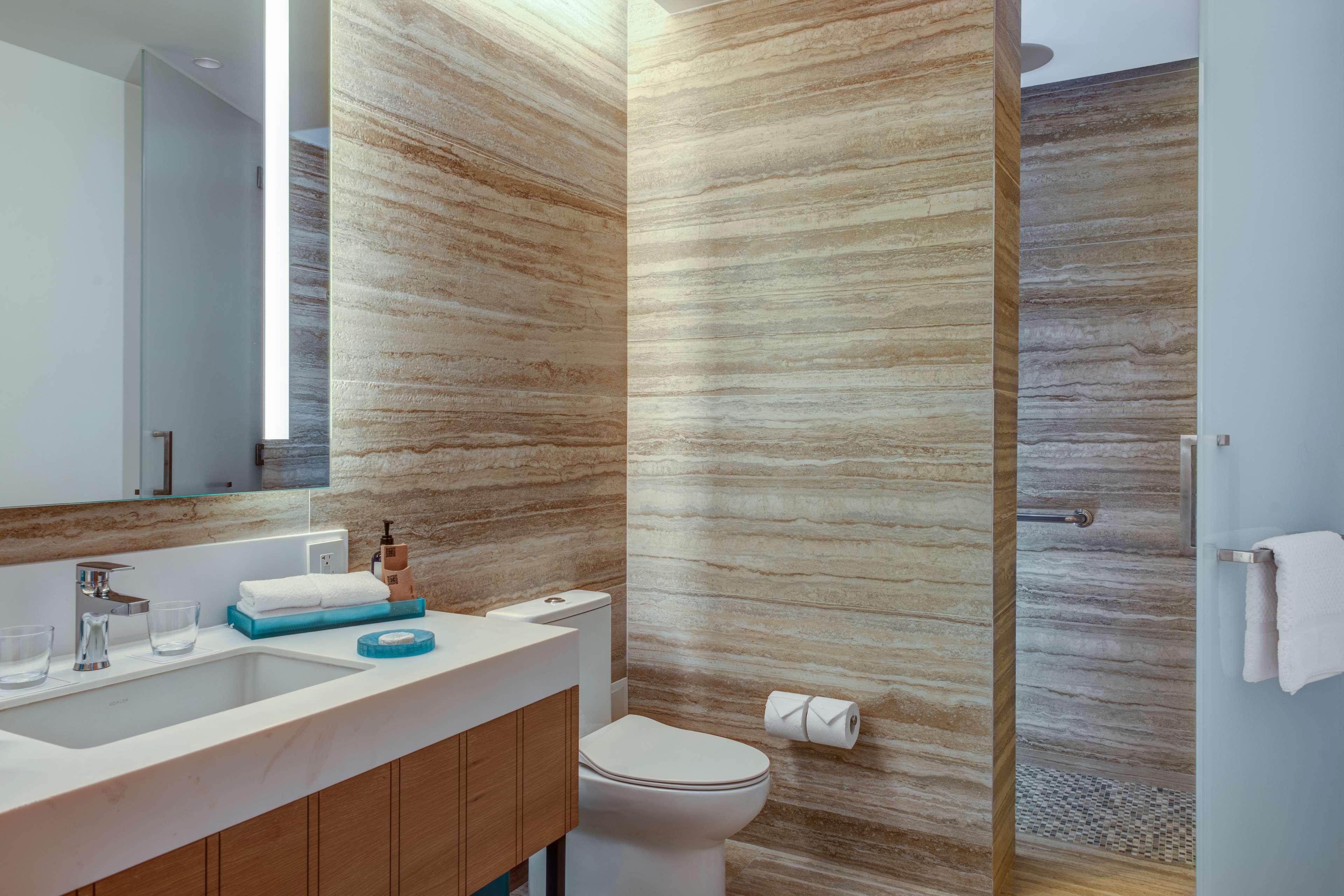 Suite Partial Ocean View