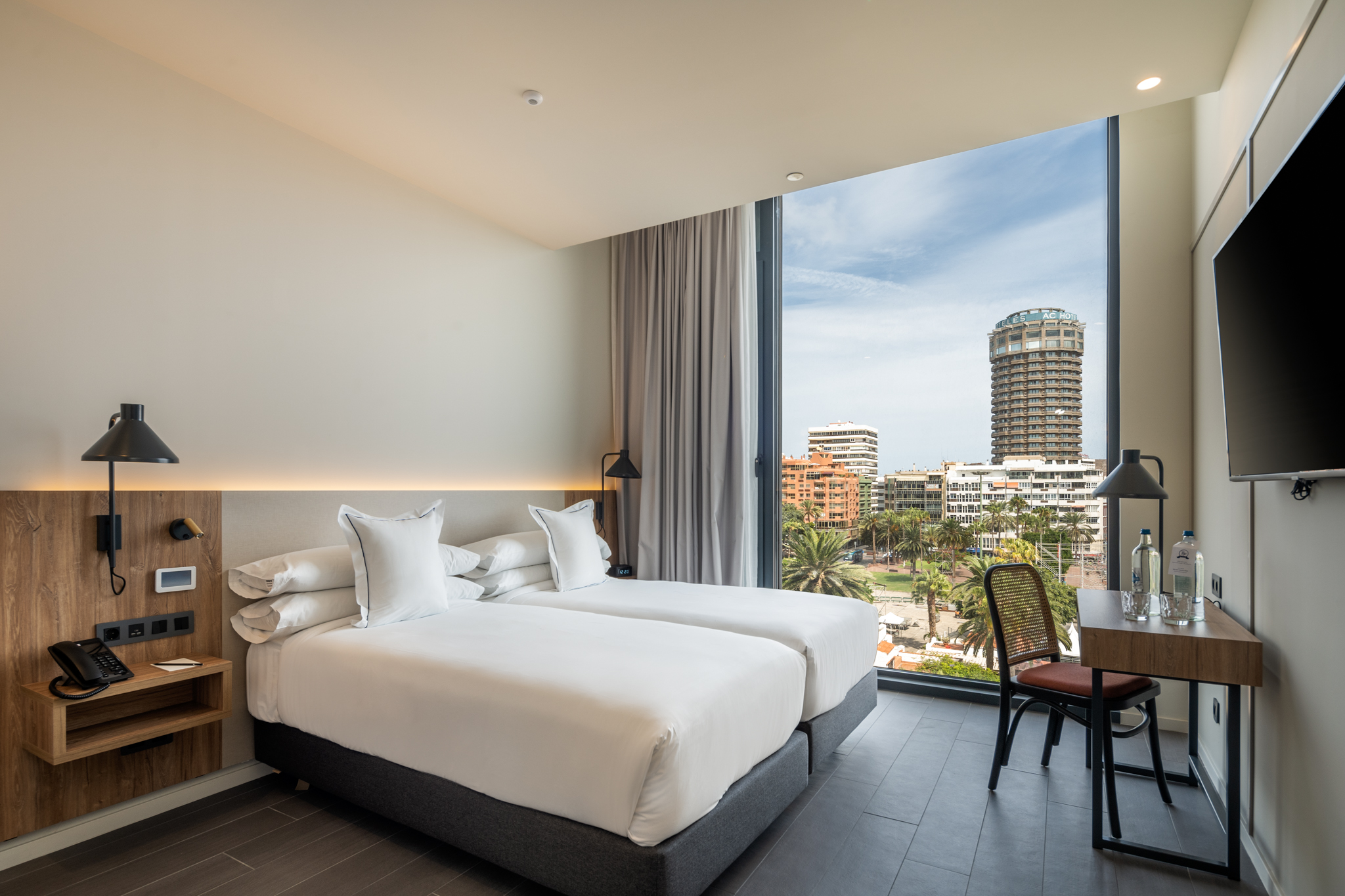 Double Single Superior