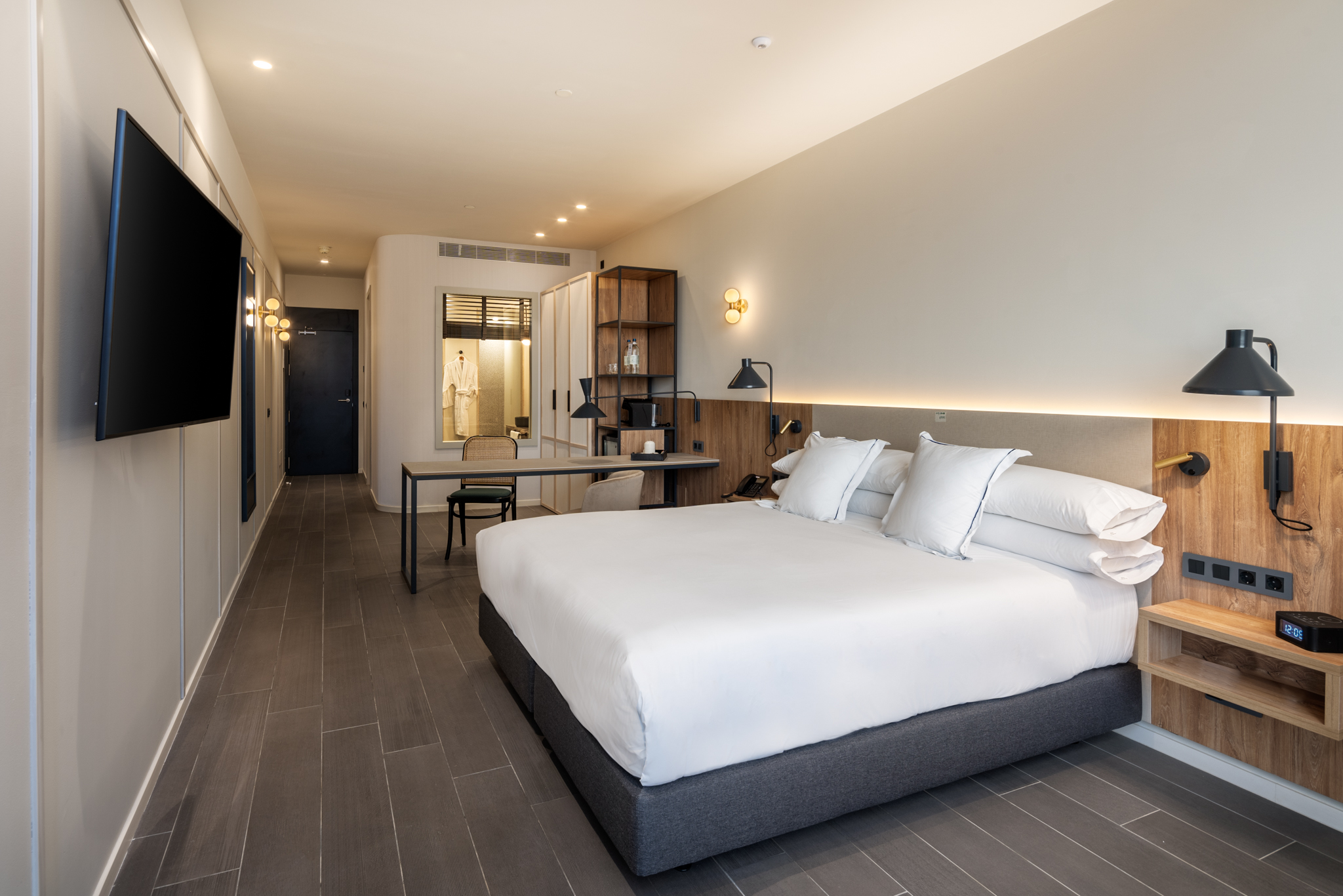 Double Deluxe Superior