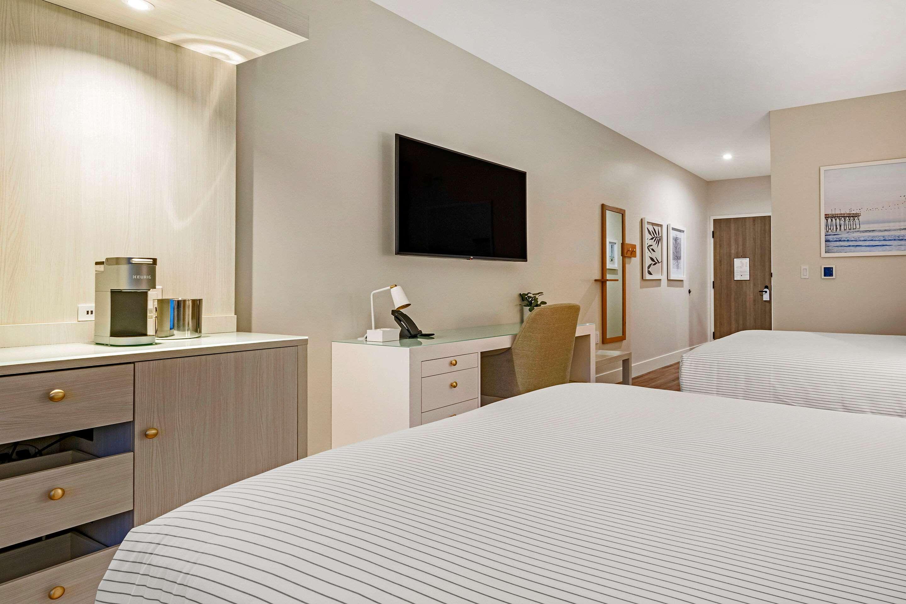 Room Accessible-two Queen Beds