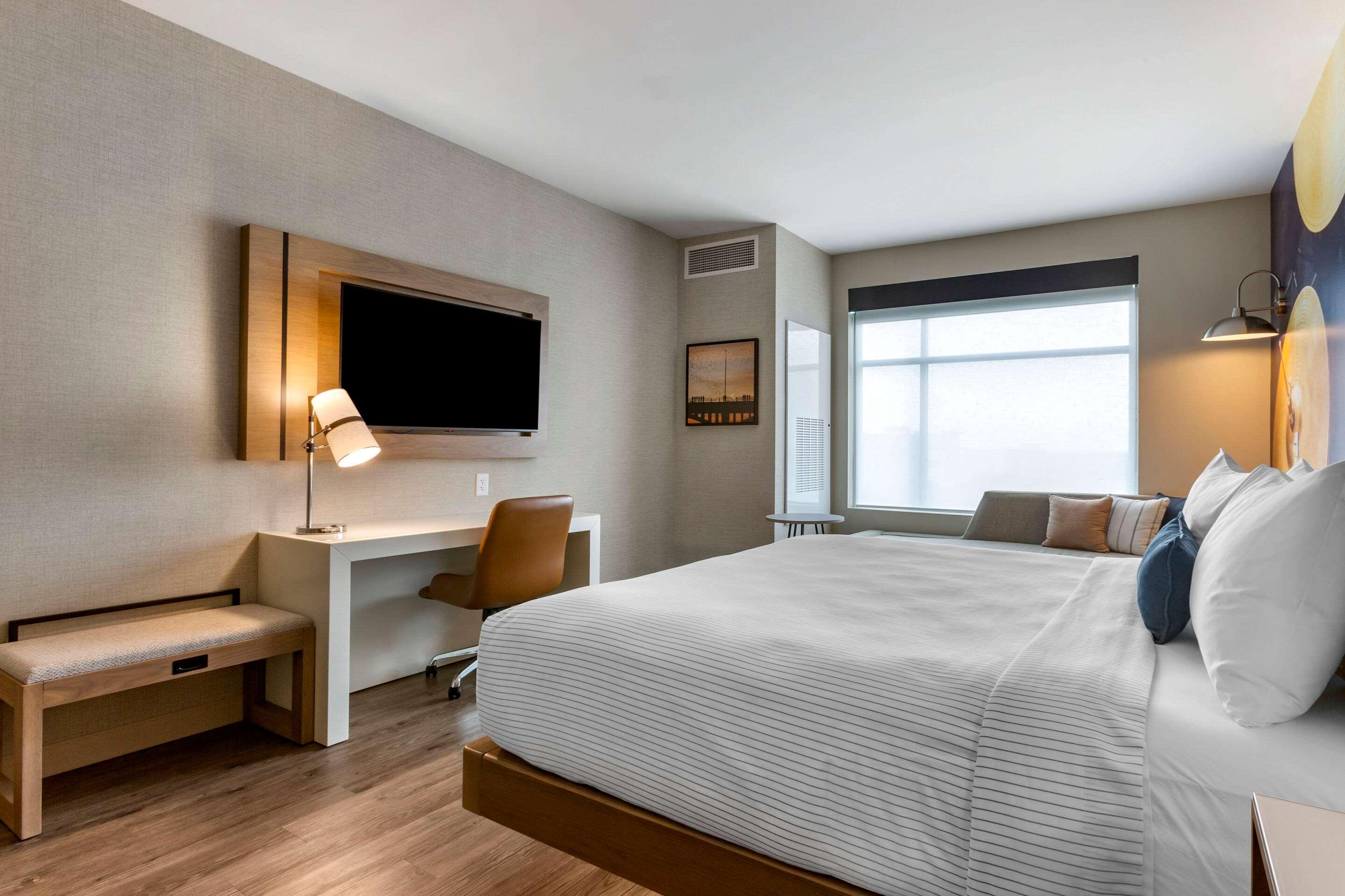 Double Accessible King Size Bed