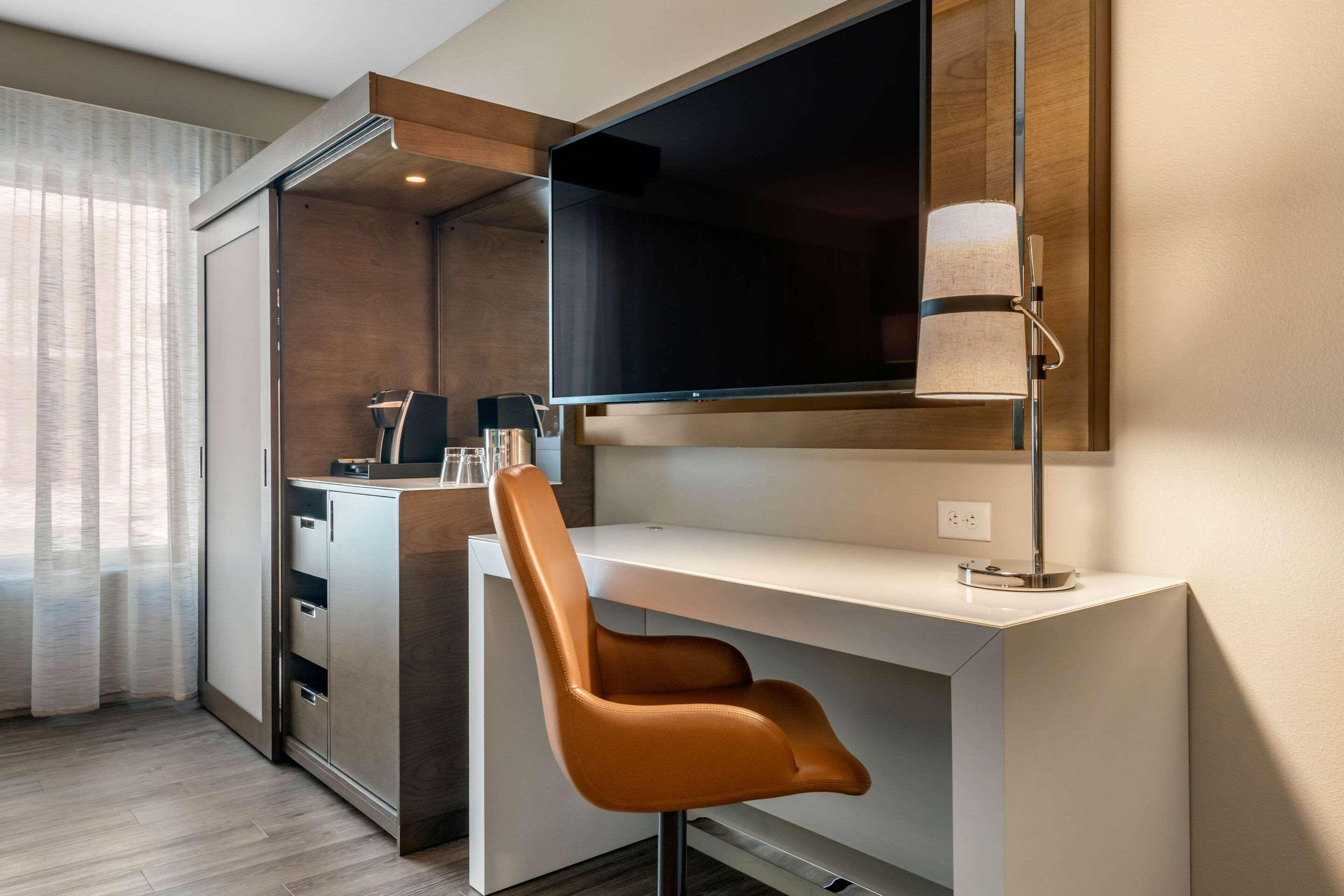 Double Accessible-queen Size Bed