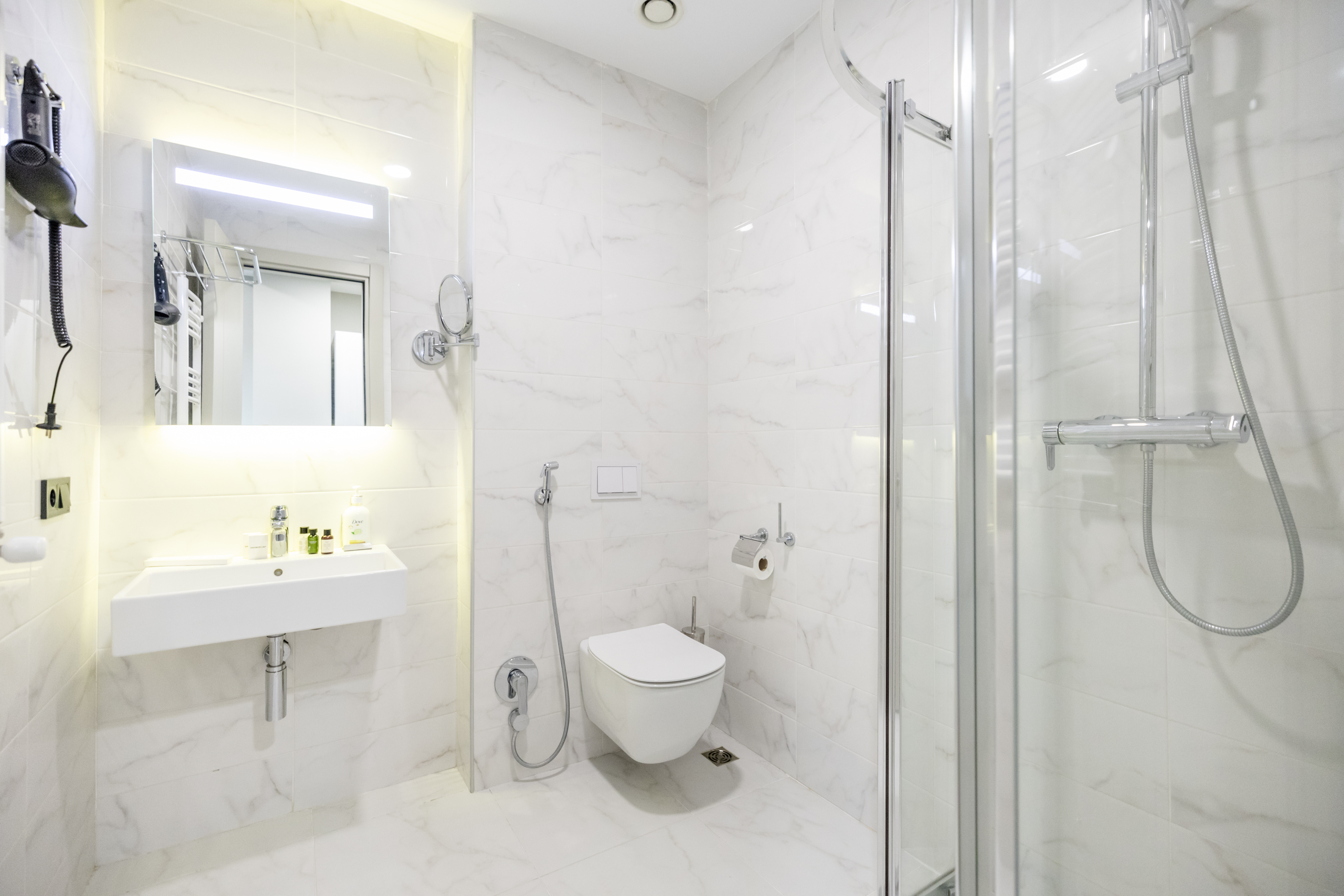 Double or Twin One Bedroom One Bathroom