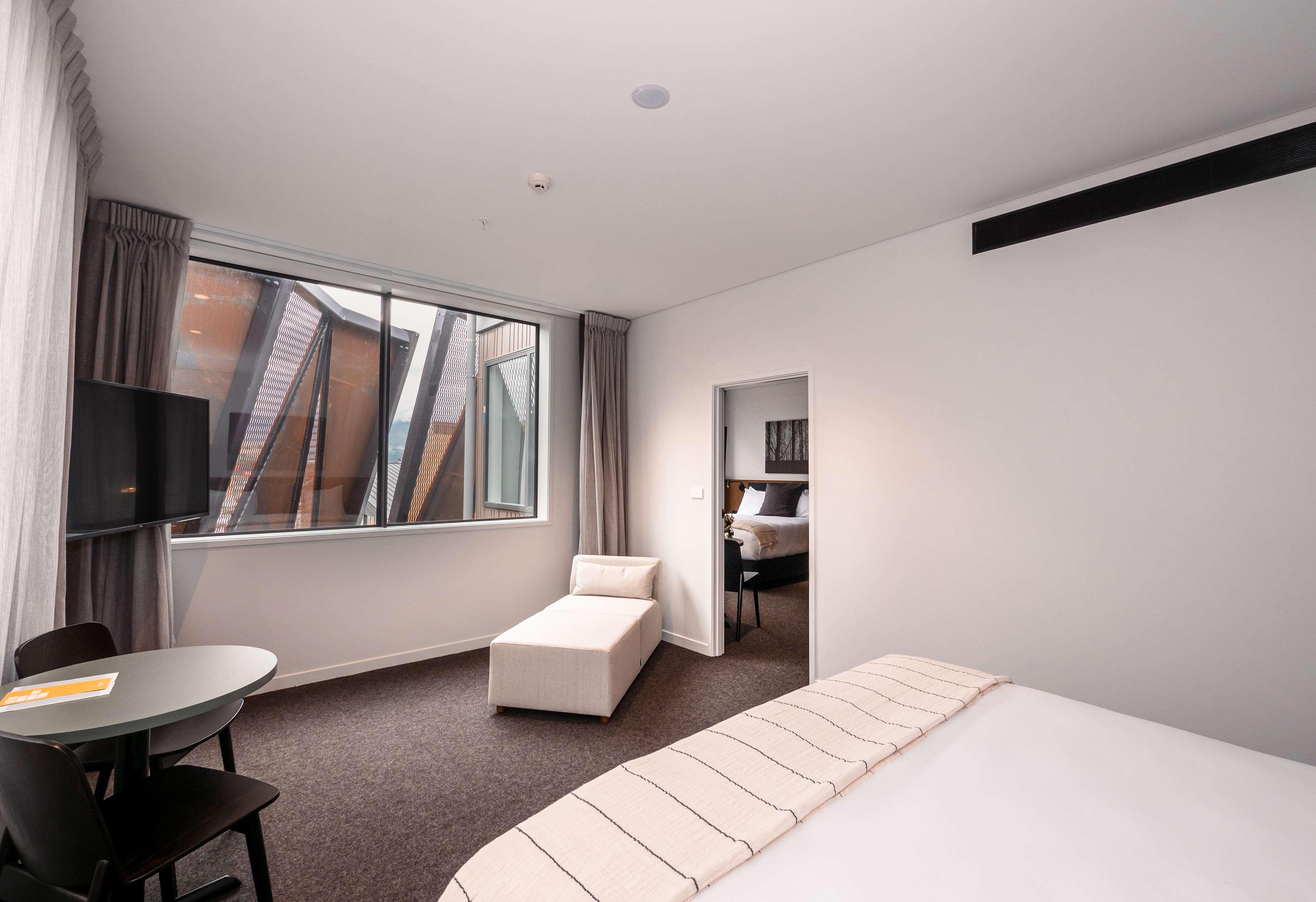 Family Room Deluxe