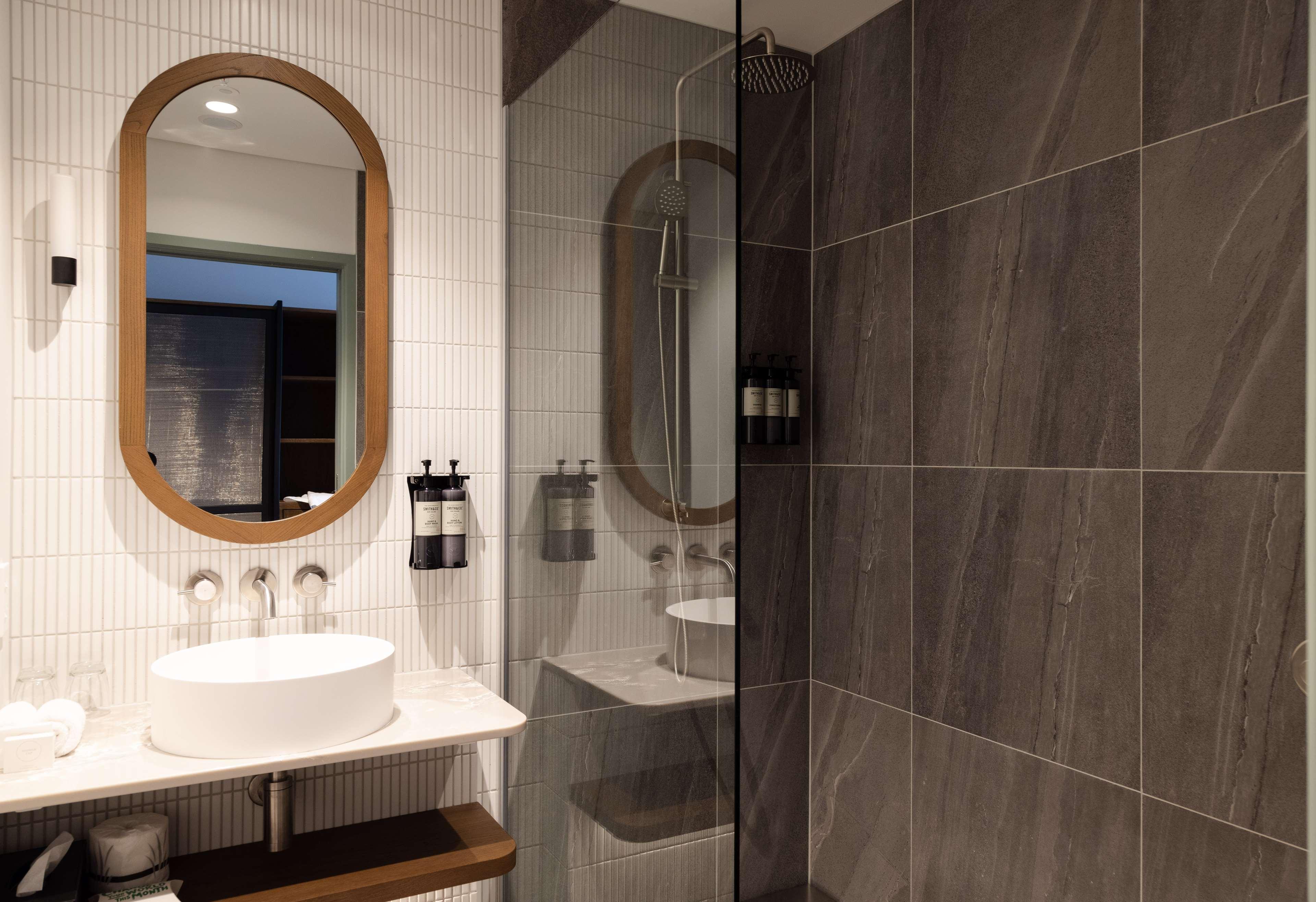 Twin Two Queen Beds with Views