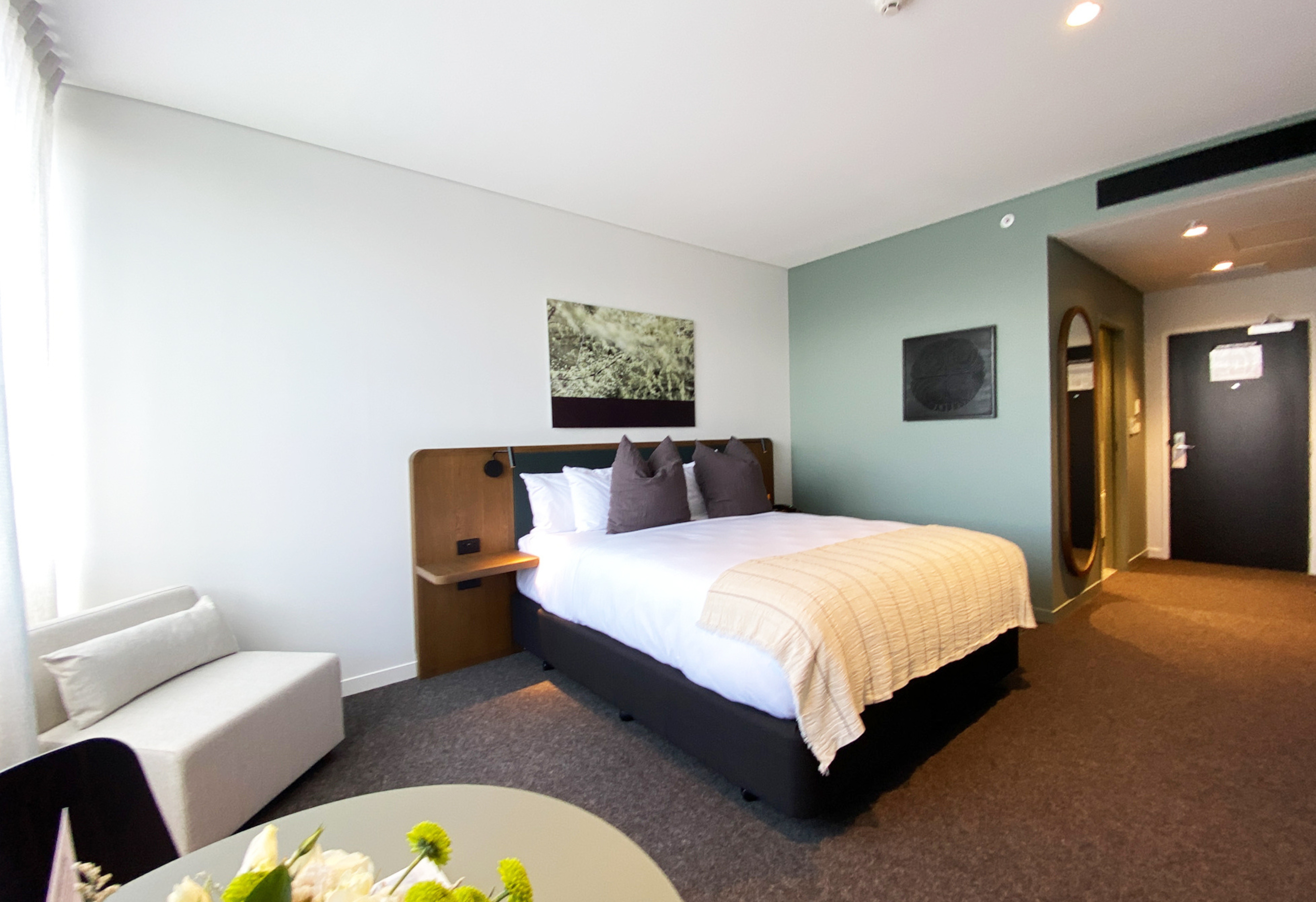 Double Deluxe King Bed