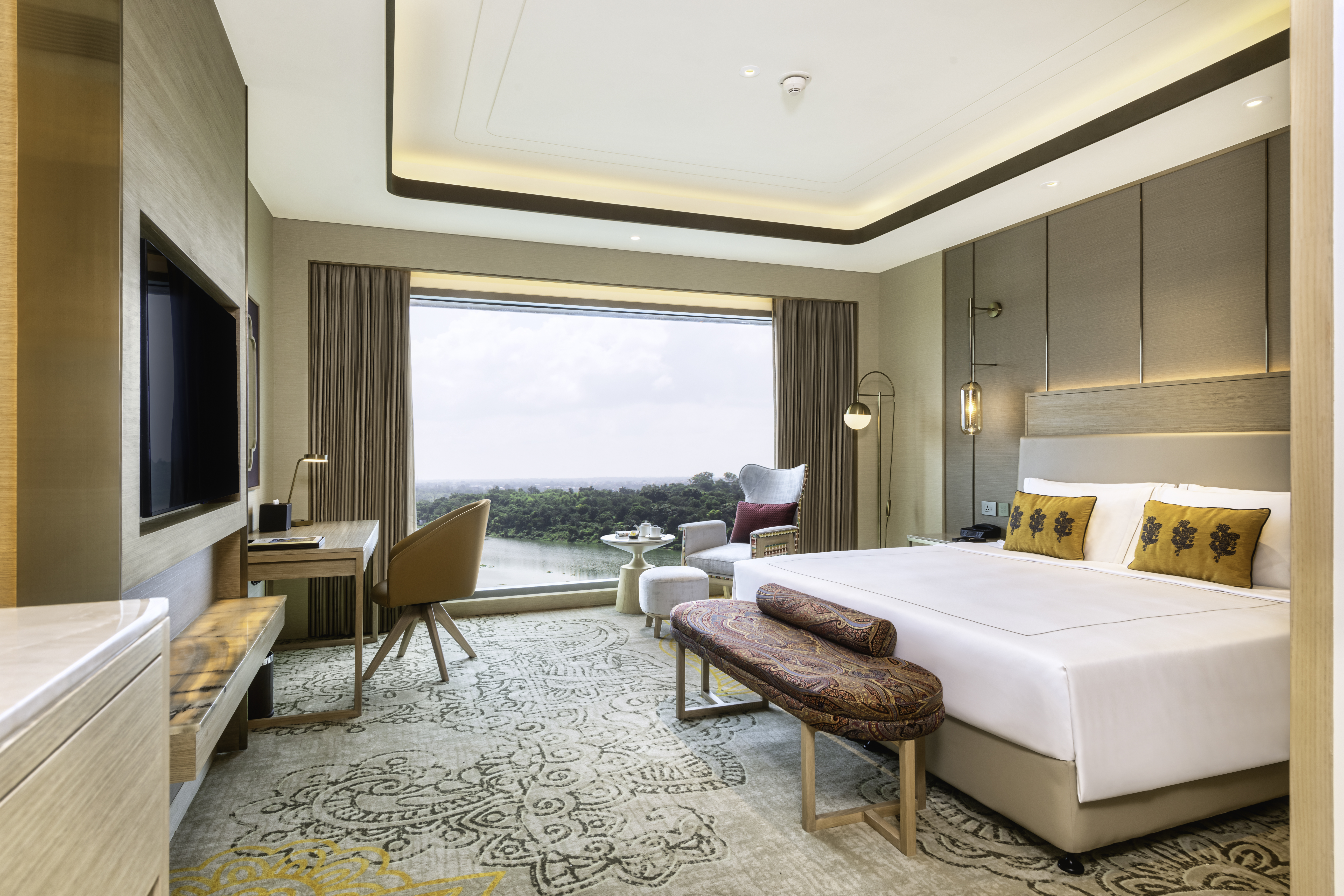 Double Deluxe Lake View