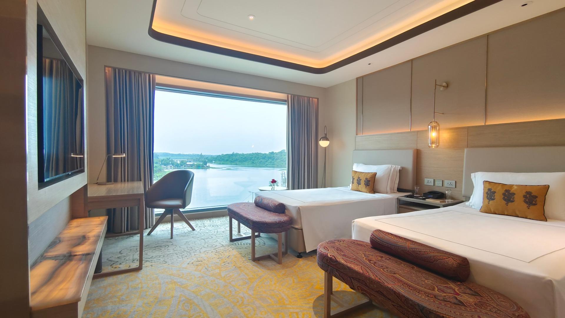 Twin Deluxe Lake View