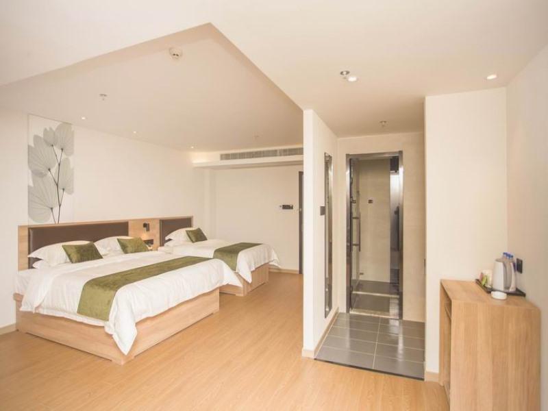 Family Room Standard