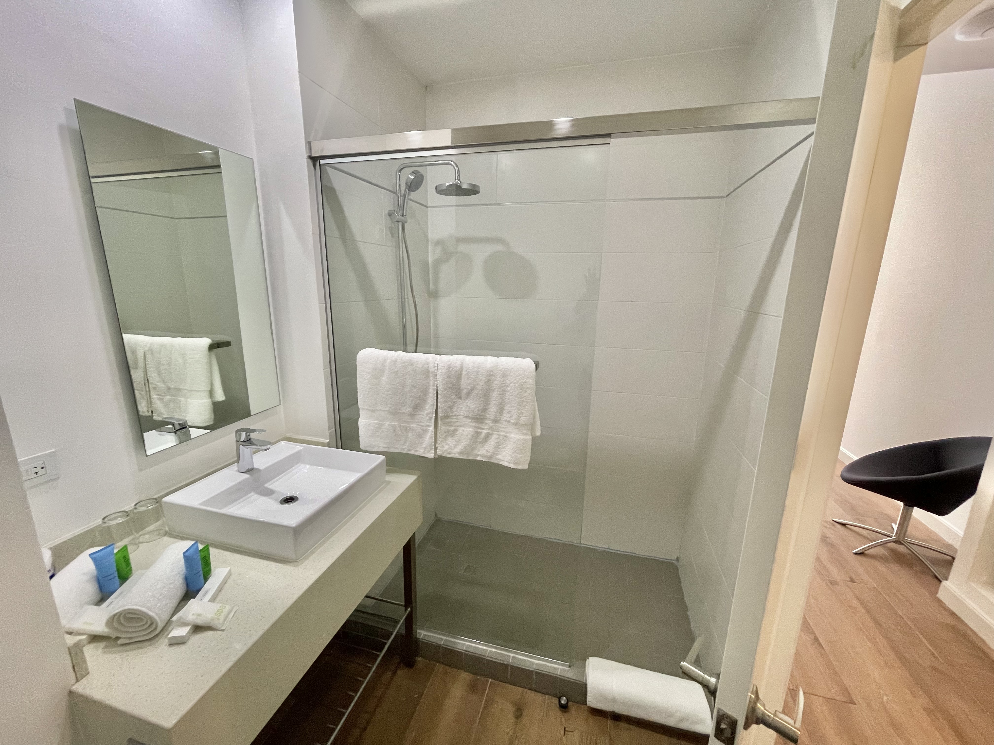 Double Deluxe Two Double Beds