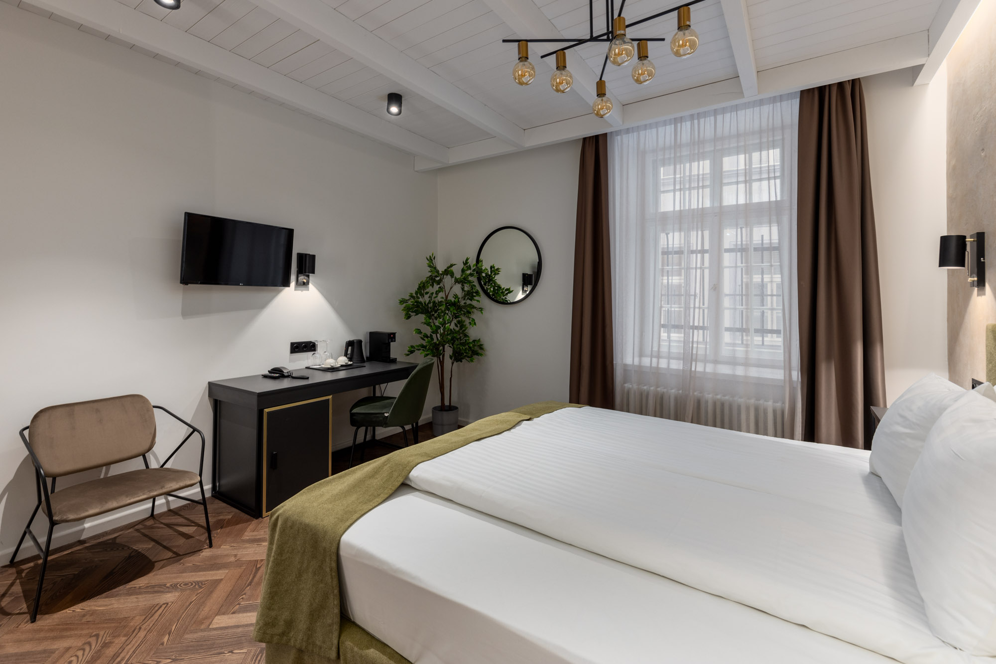 Apartment with Kitchenette