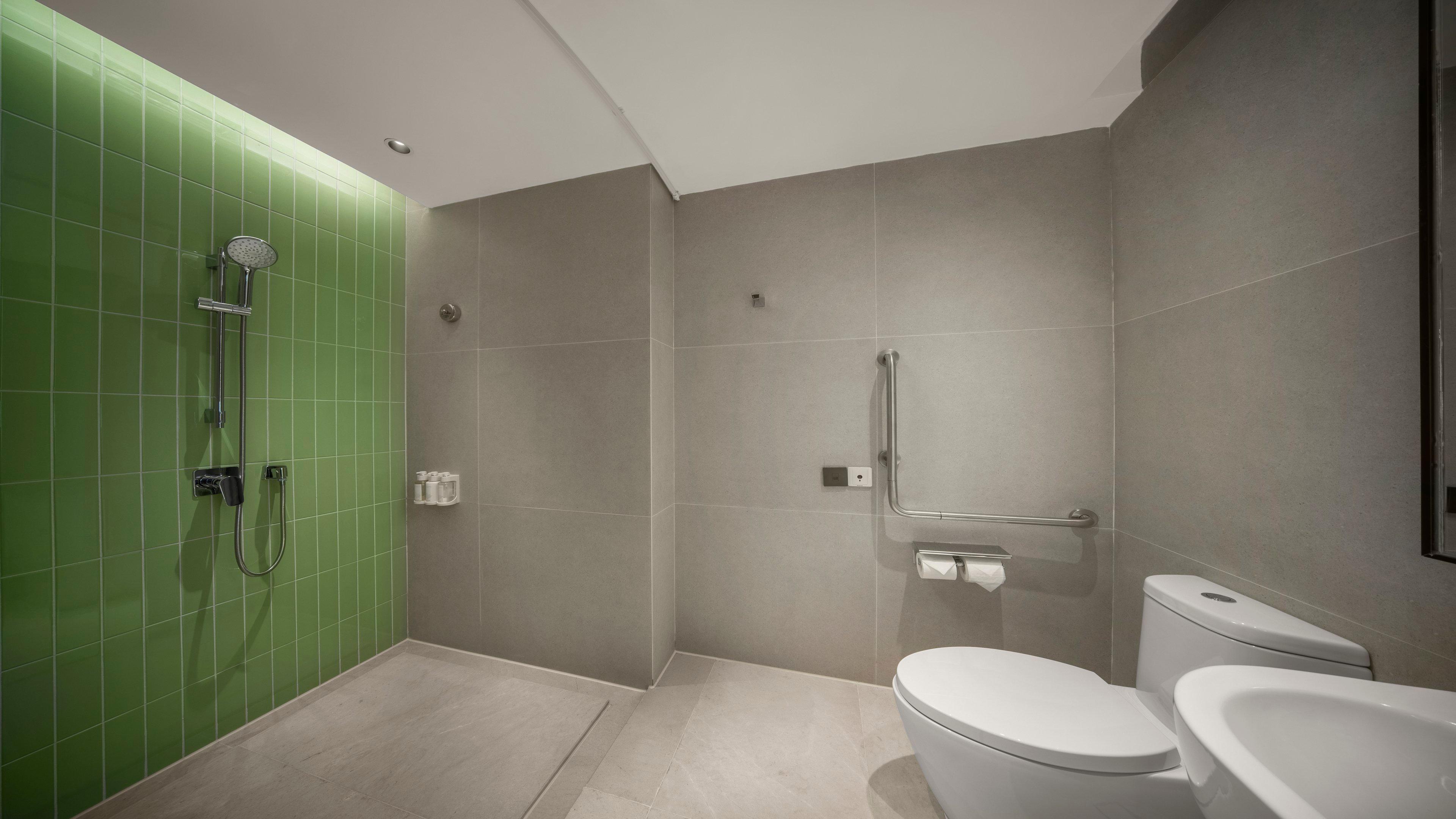 Double Accessible King Size Bed