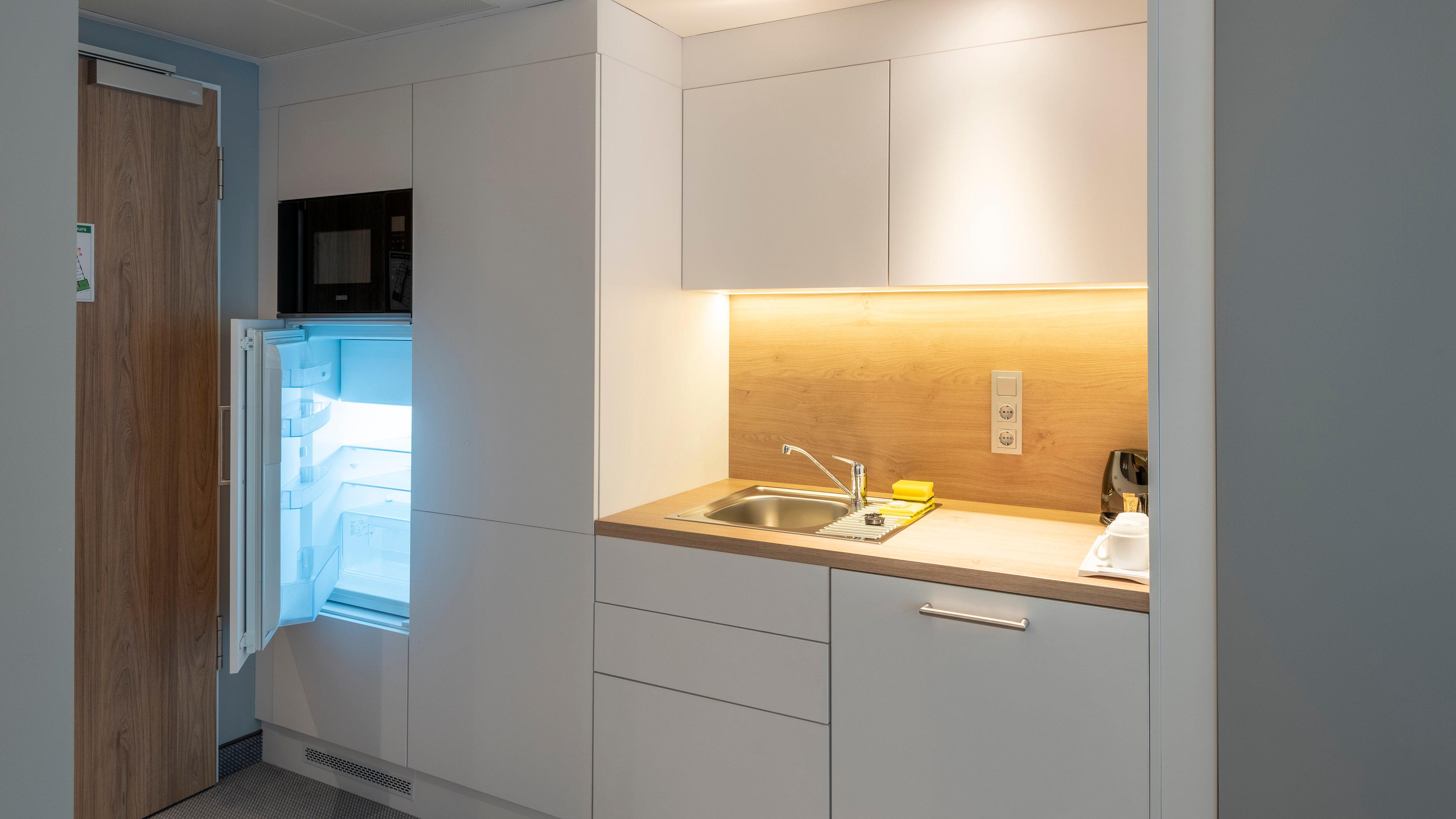 Suite Queen Size Bed