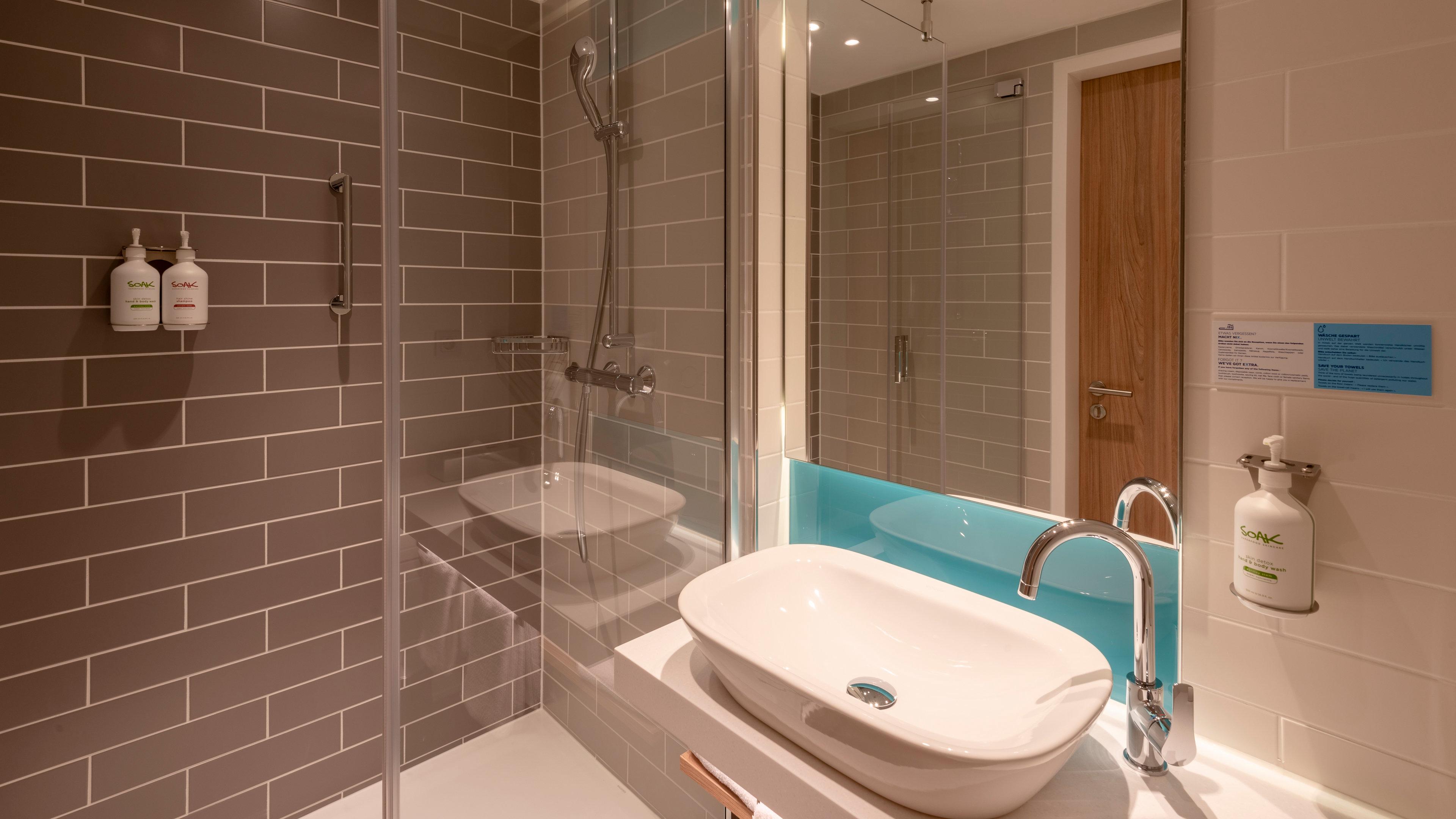 Double Queen Size Bed