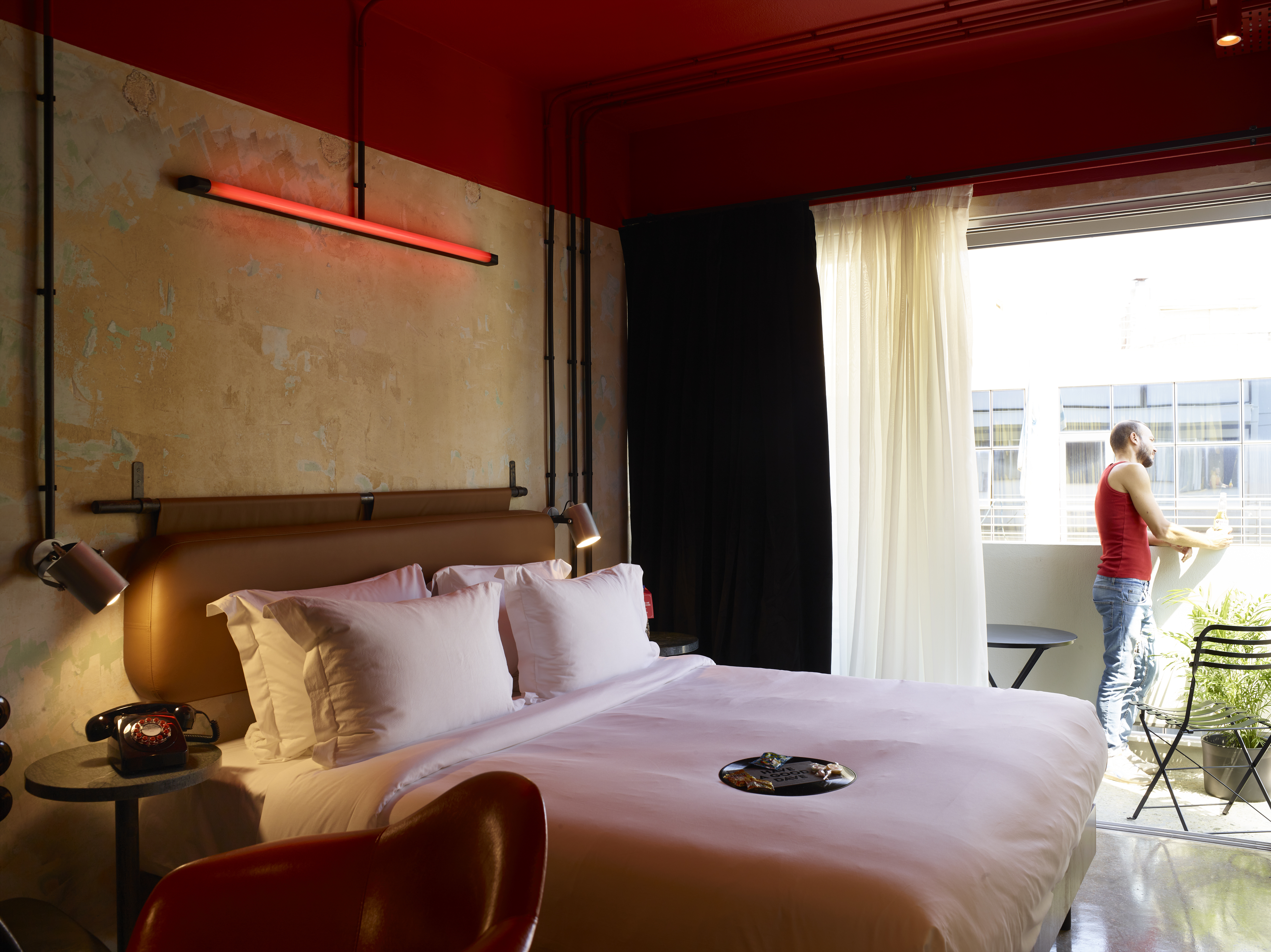 Double or Twin Standard