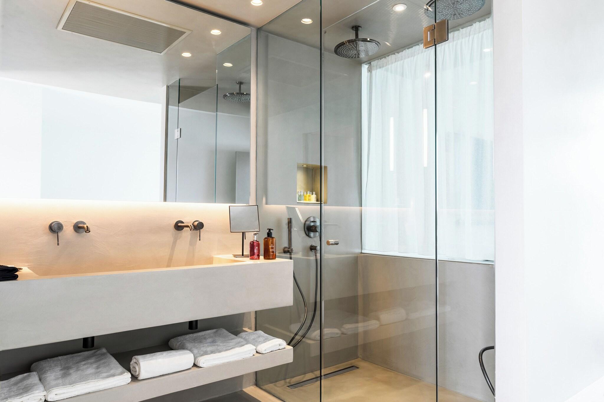 Suite Sea View with Private Pool