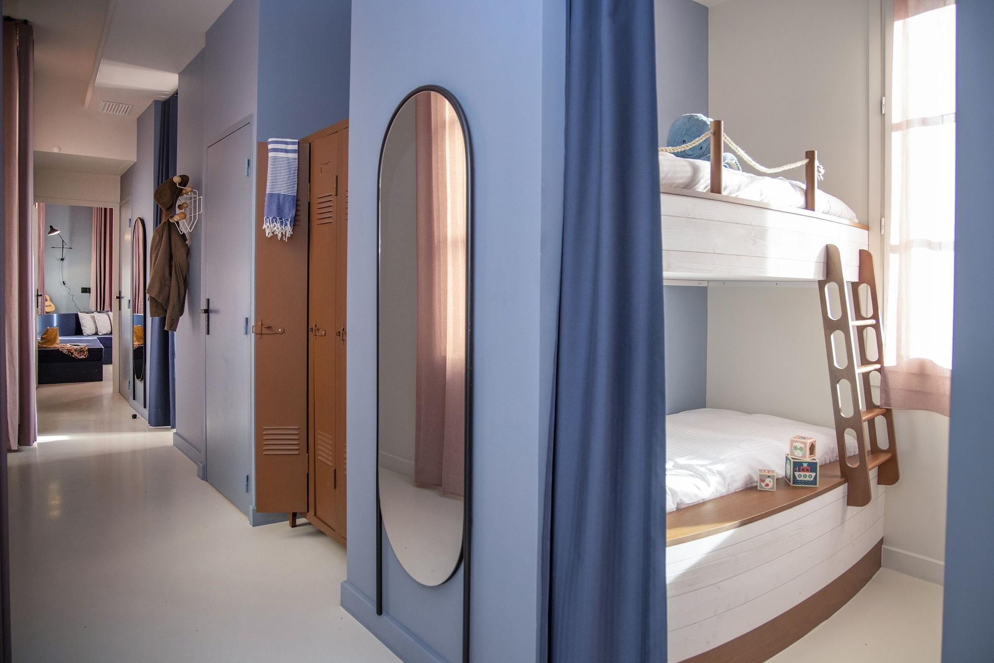 Family Room Standard