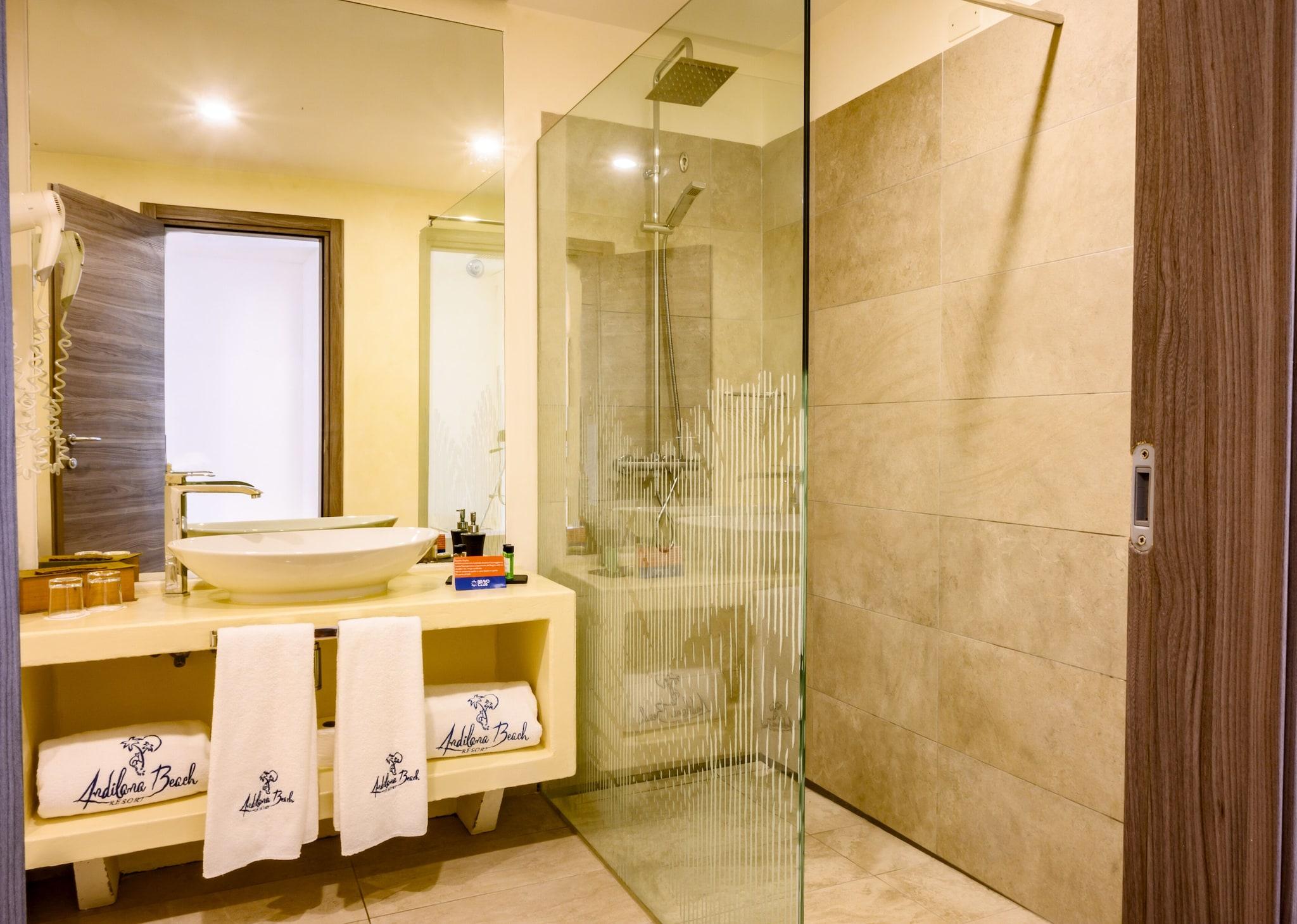 Triple Classic King Bed