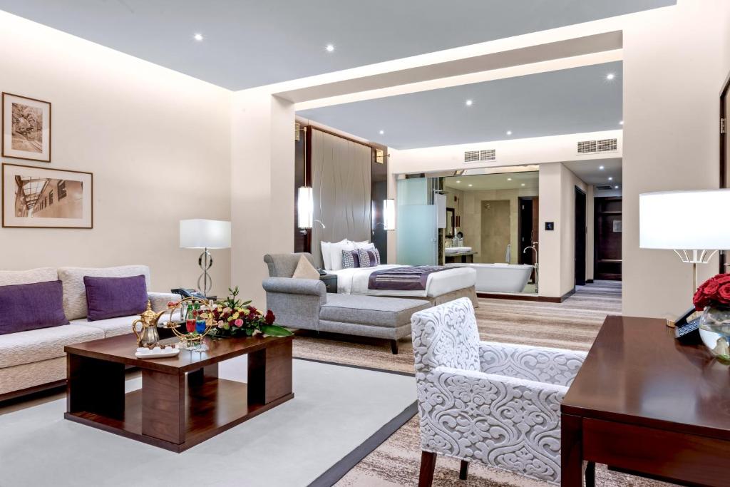 Suite Premier King Bed