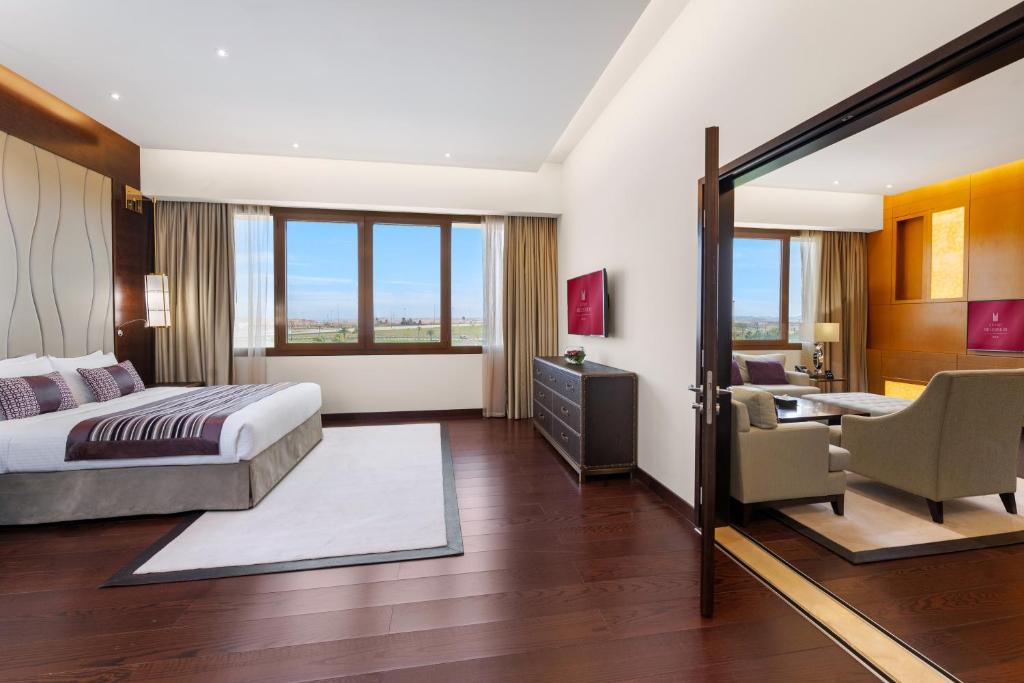 Suite King Bed One Bedroom 