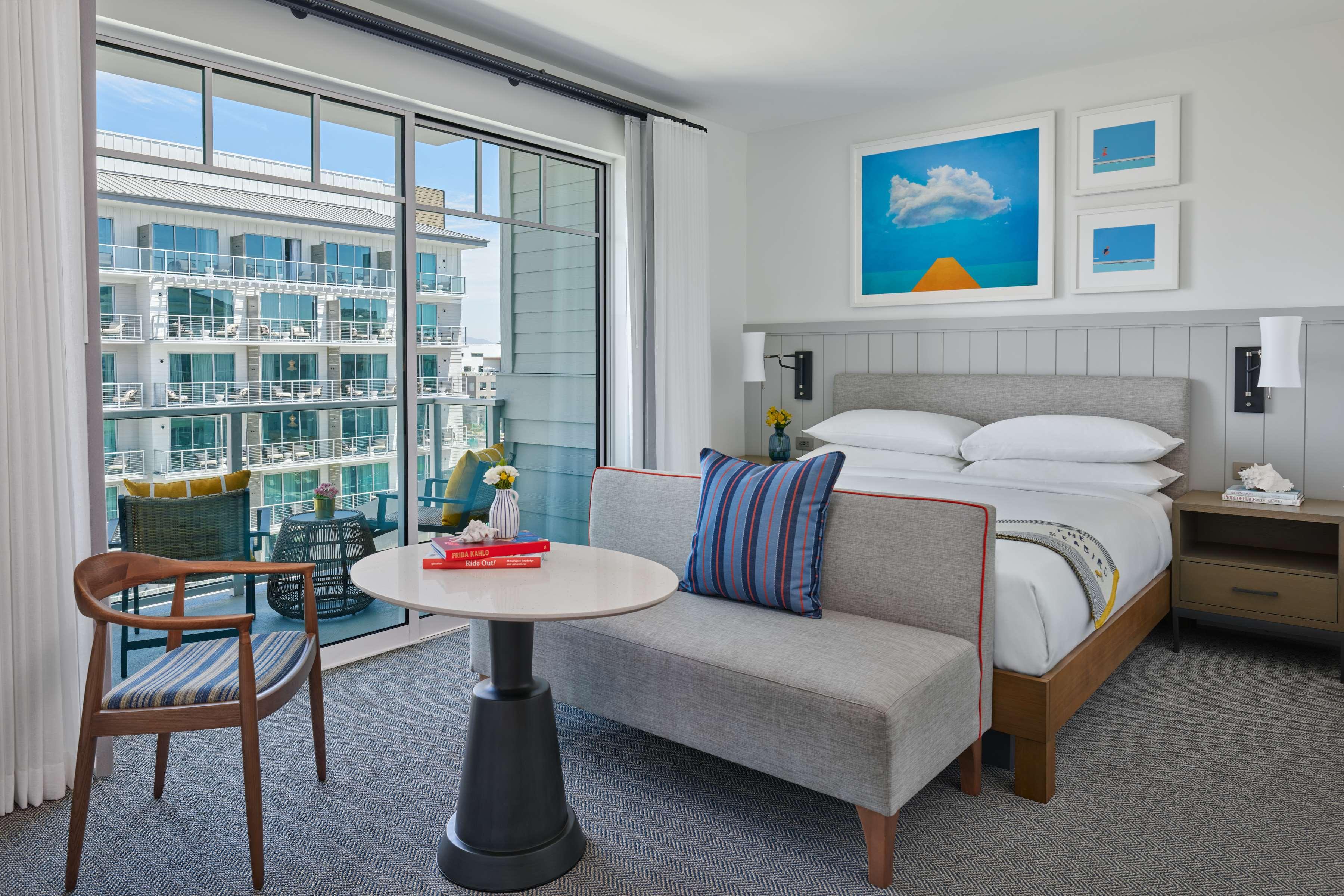 Double Ocean View King Bed