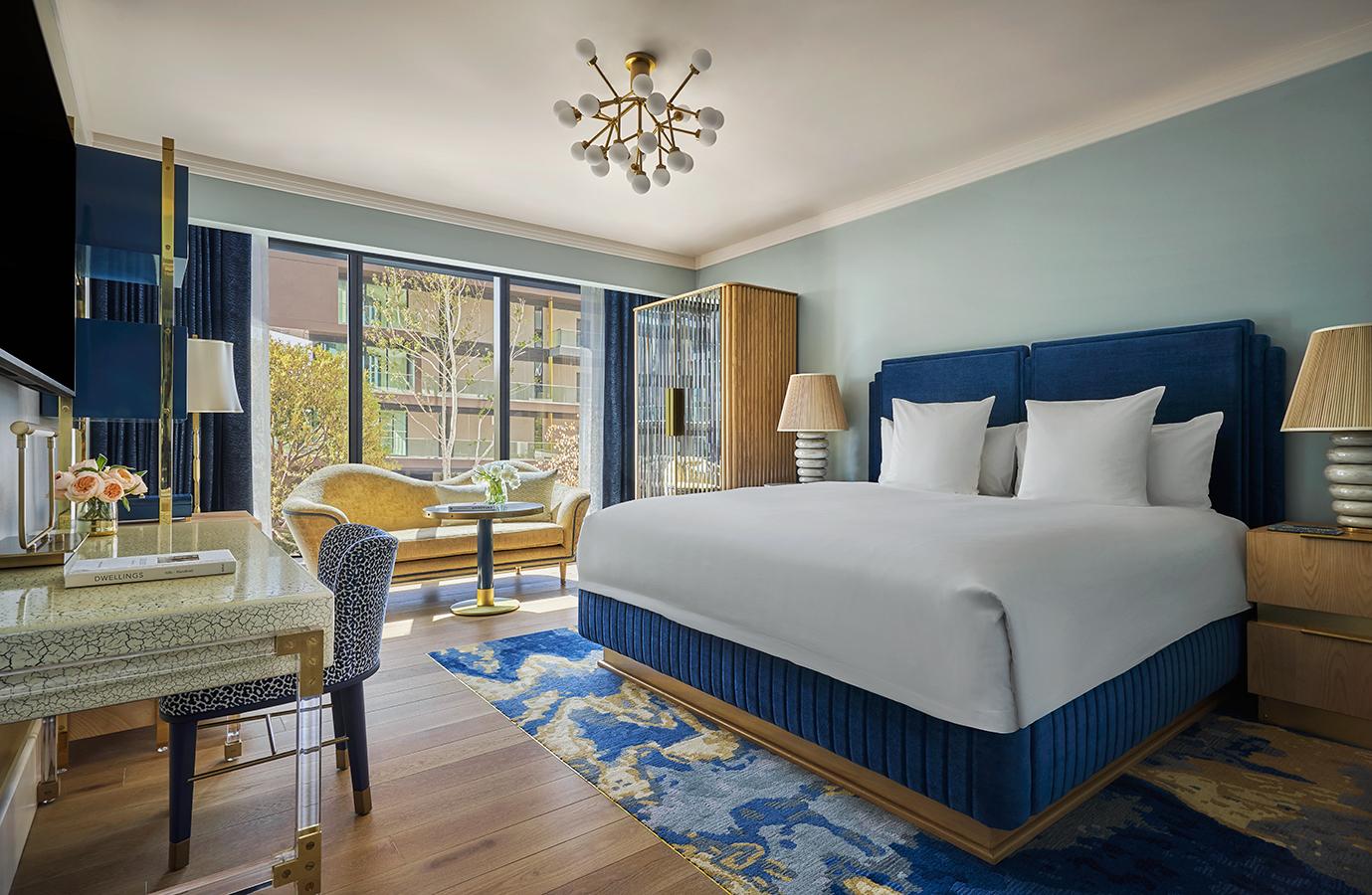 Double Accessible King Size Bed