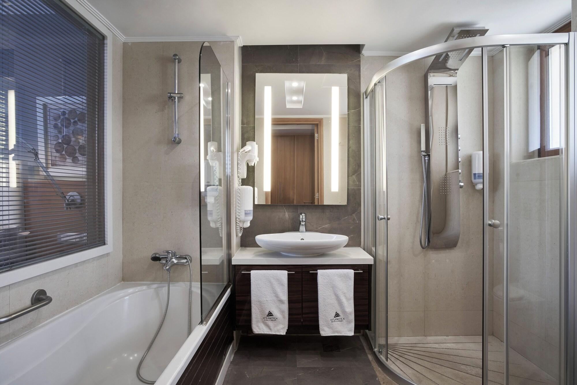 Family Room Pool View