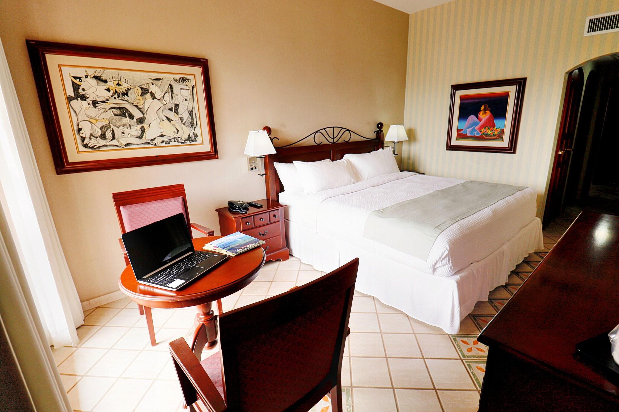 Studio King Size Bed