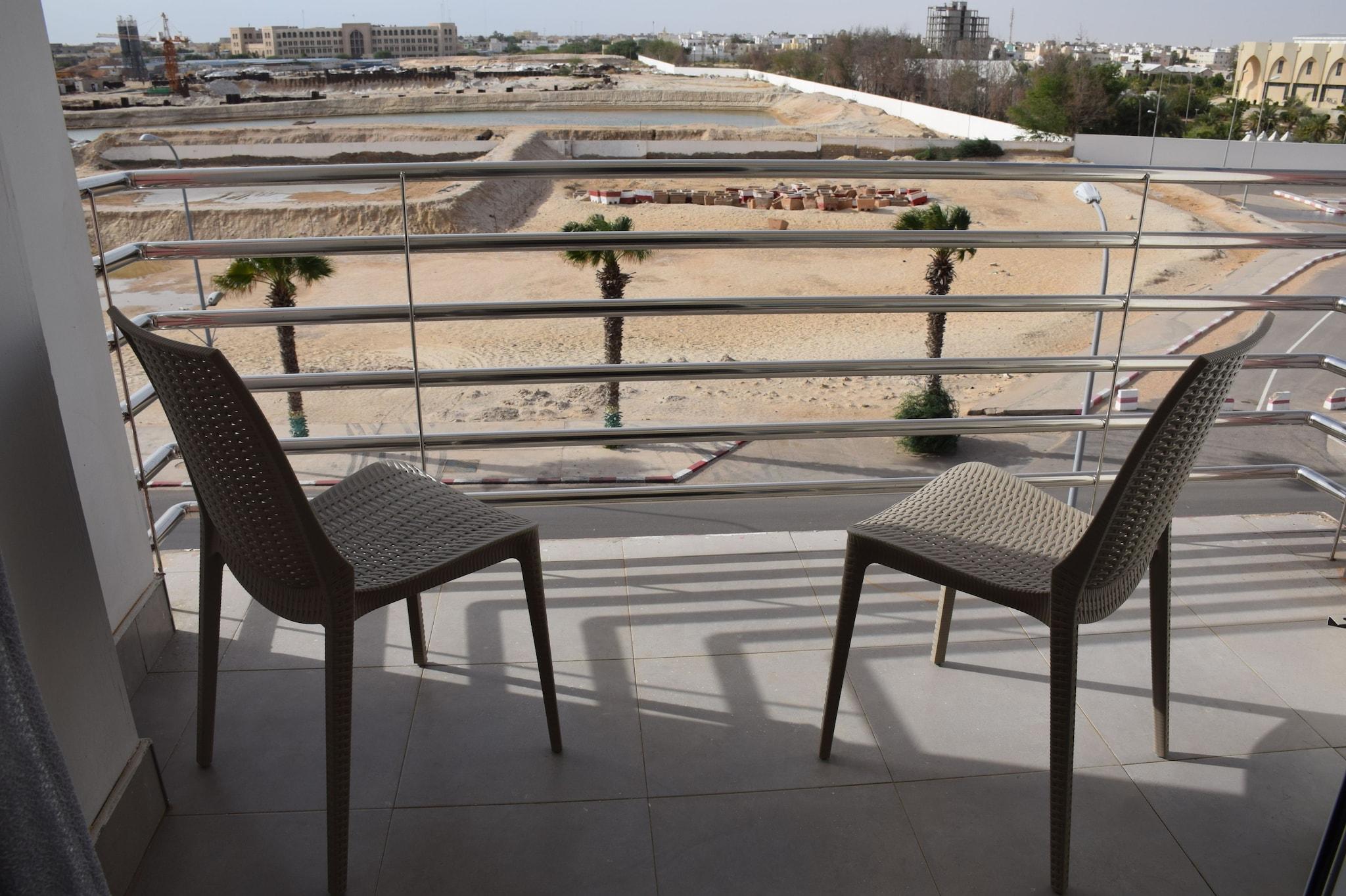 Junior Suite Queen Size Bed