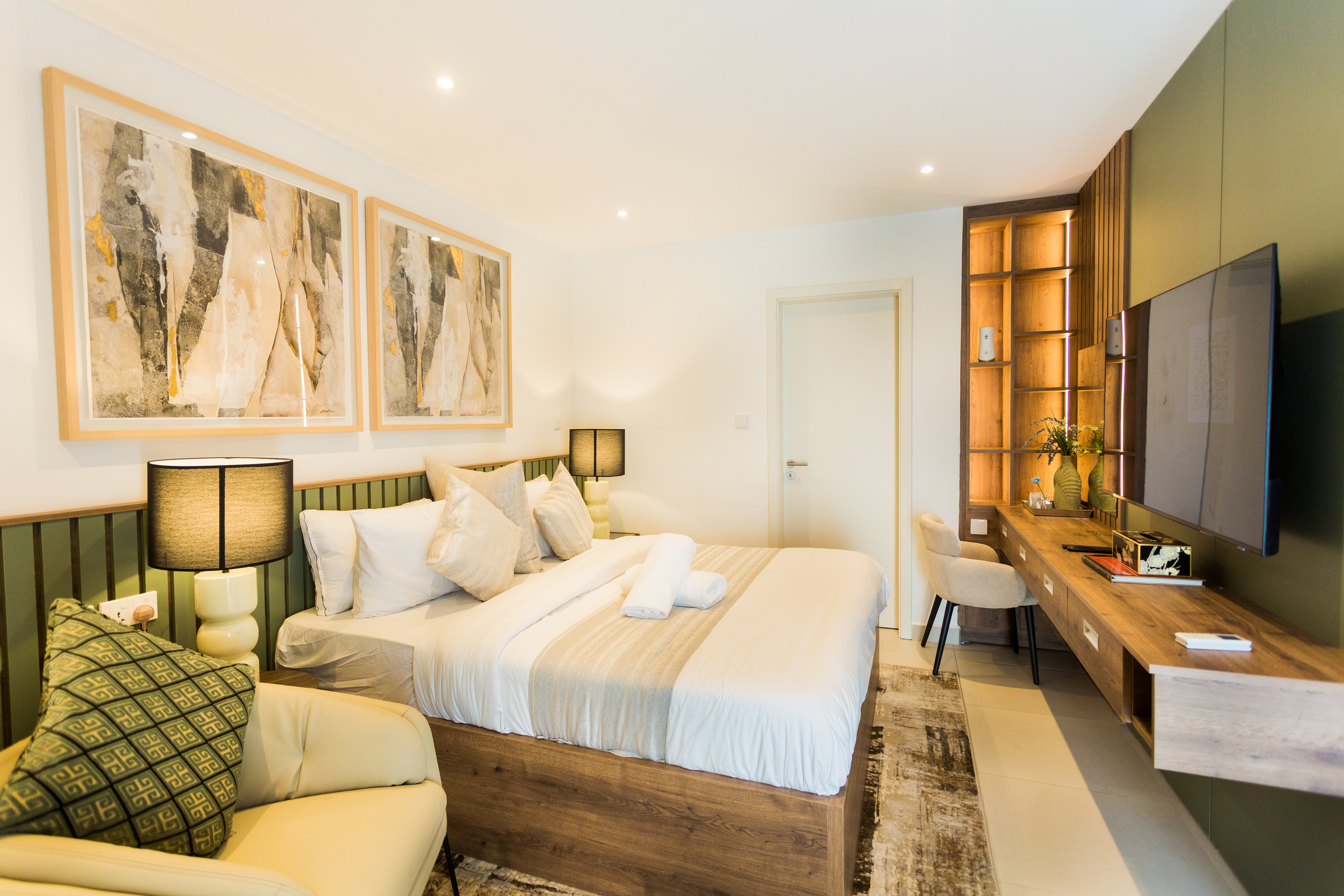 Apartment Executive