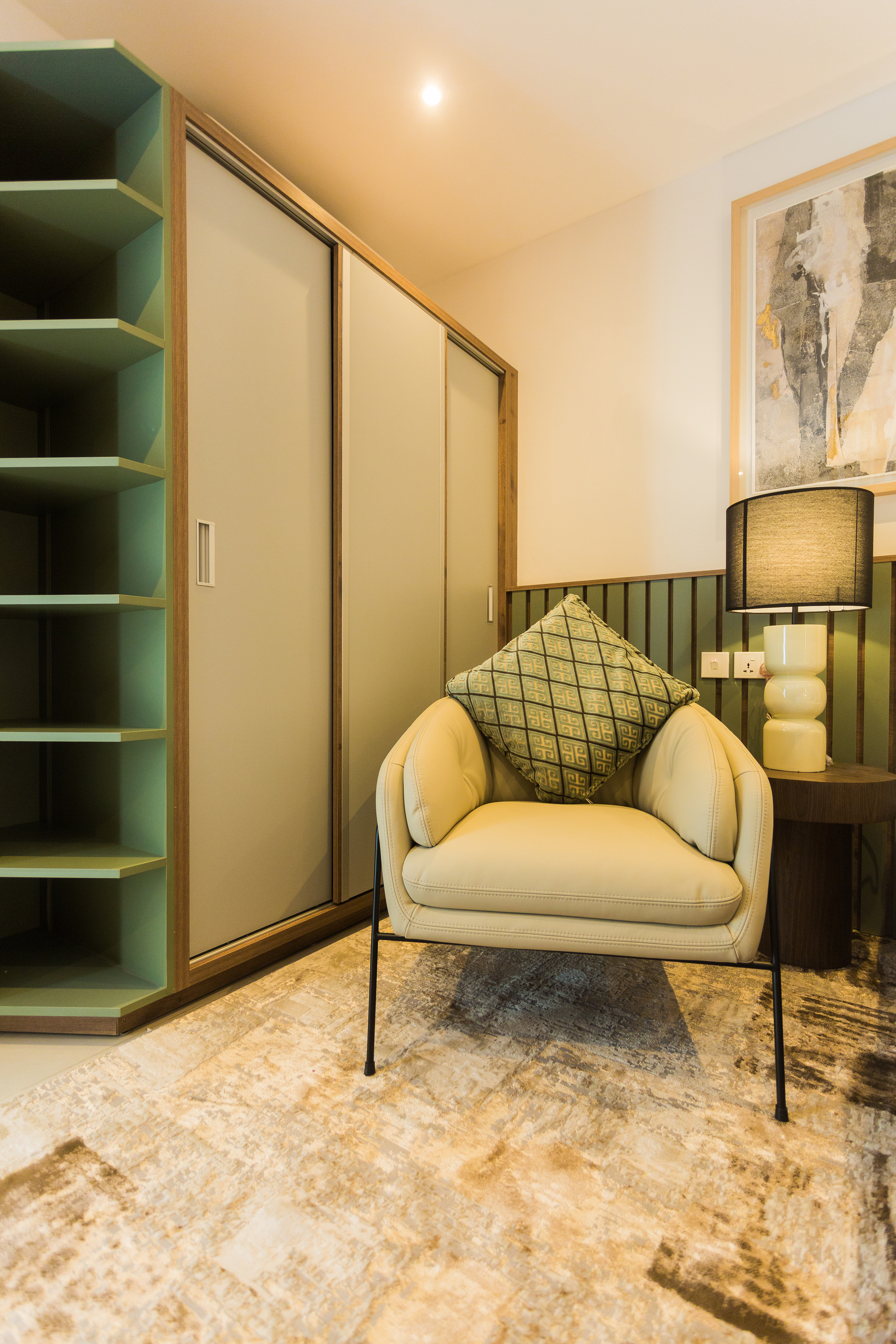 Apartment Executive