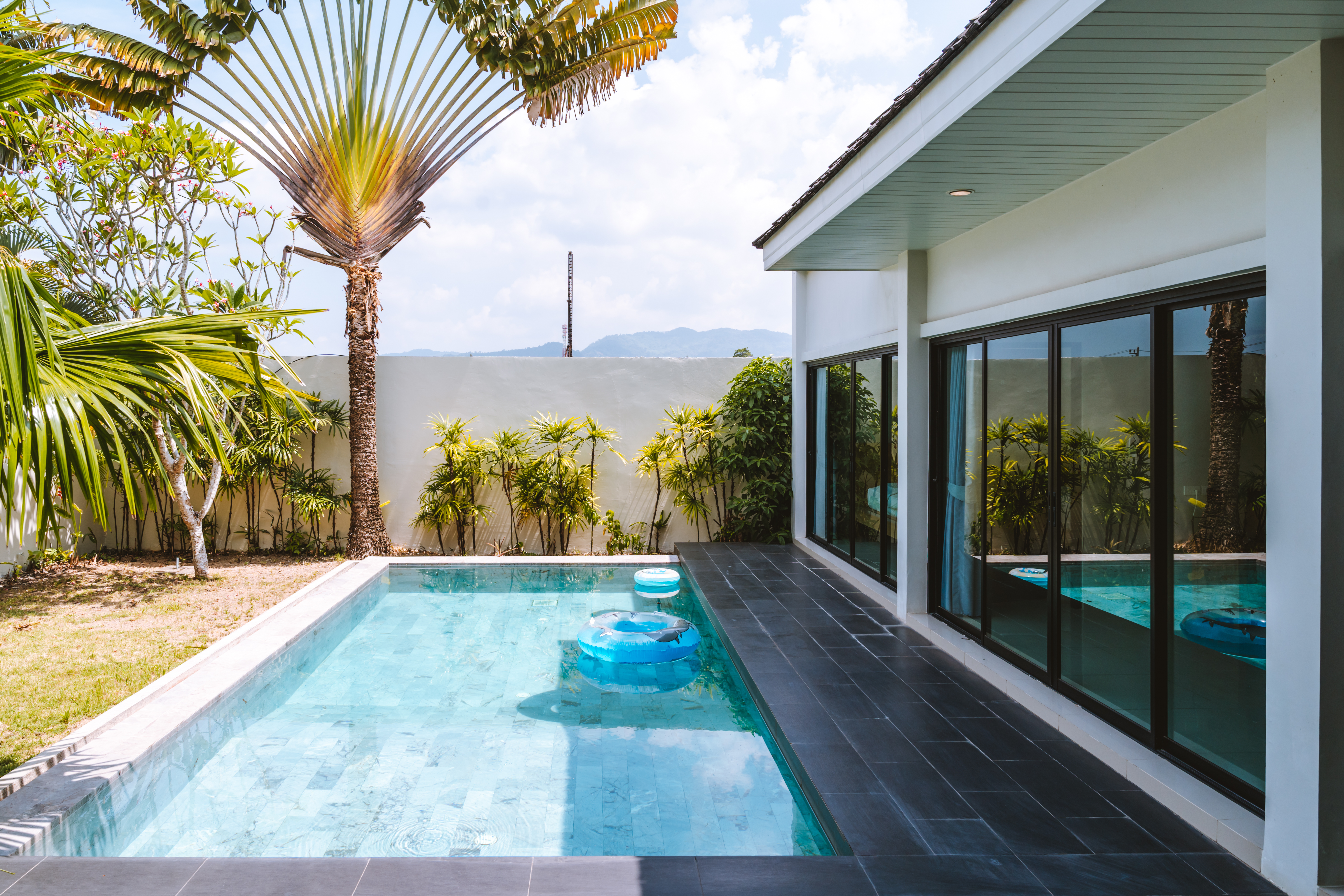 Room Deluxe Two Bedroom