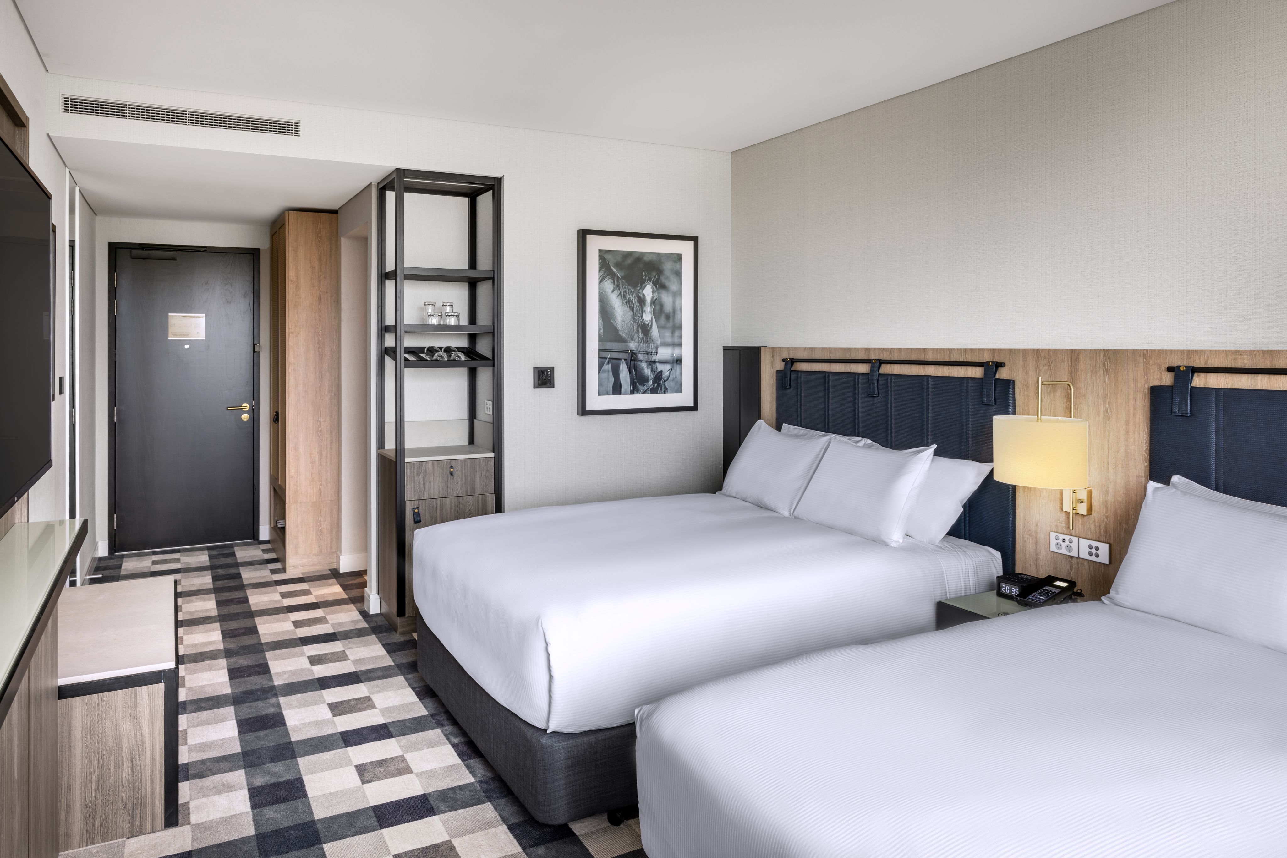 Double Deluxe Queen Bed