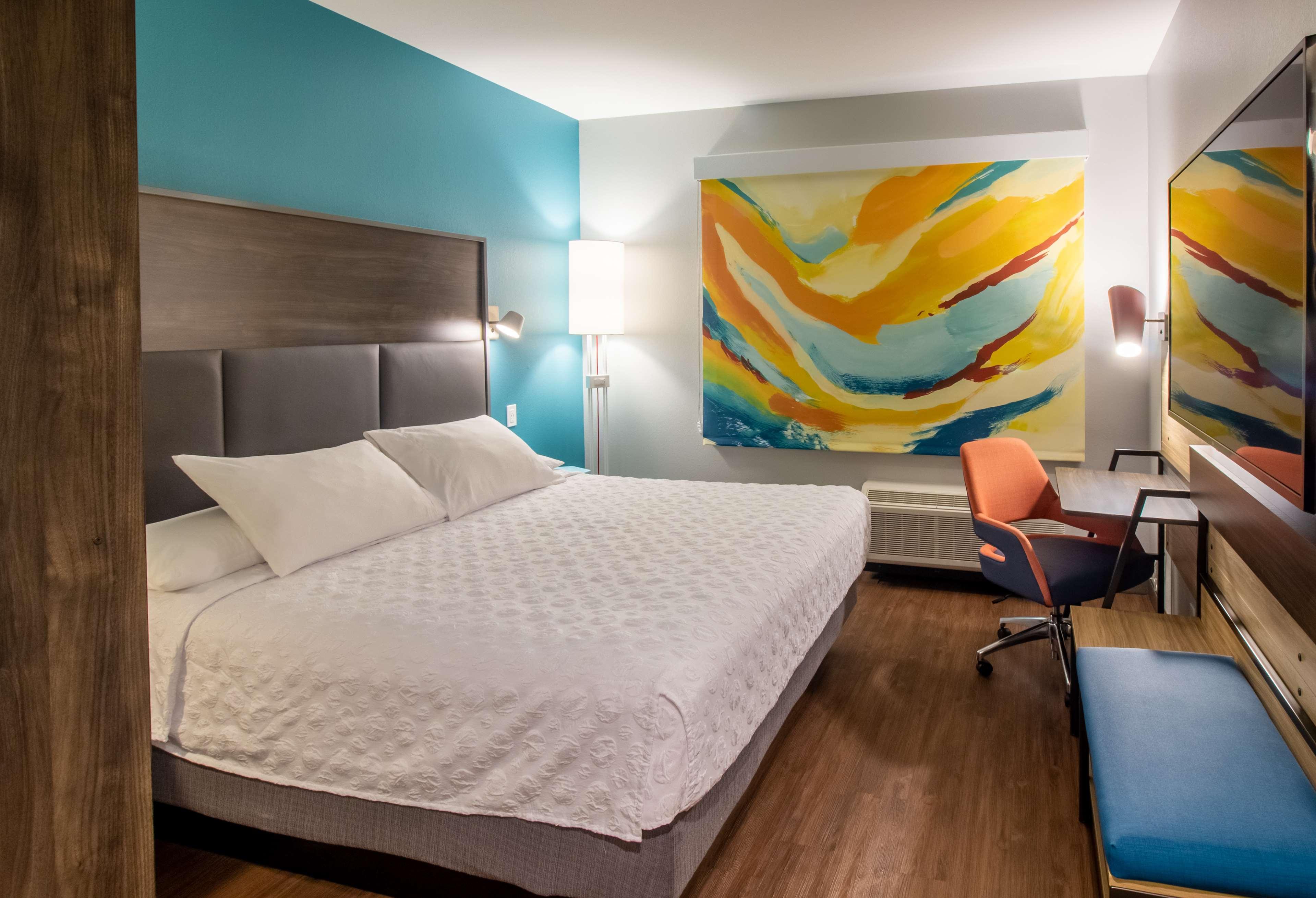 Double Accessible King Size Bed